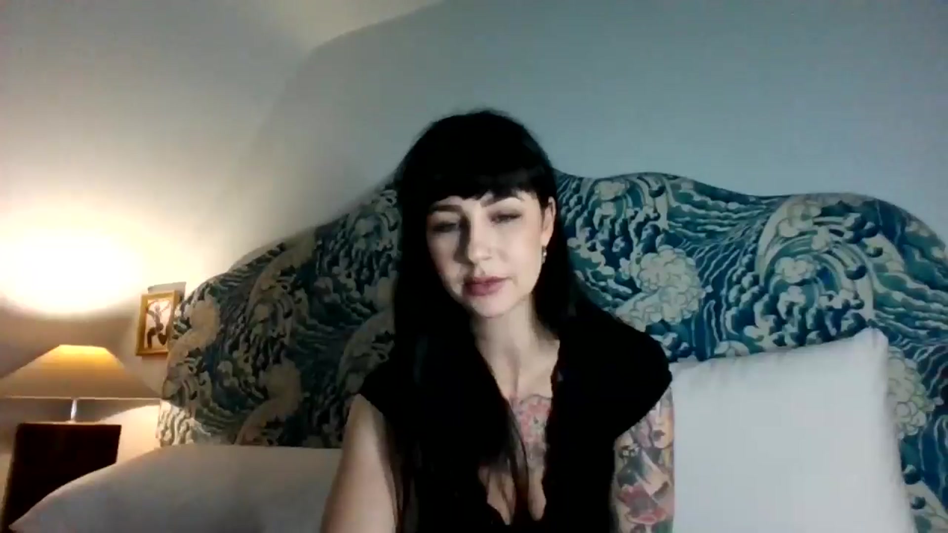 Gallery image thumbnail from MargotMills_'s myfreecams stream on, 12/20/2025, 13:09 image 10 of 20