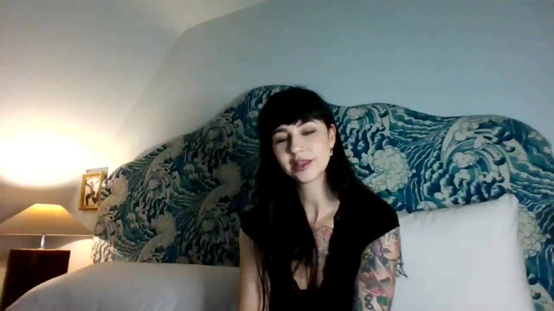 Gallery image thumbnail from MargotMills_'s myfreecams stream on, 12/20/2025, 13:09 image 13 of 20