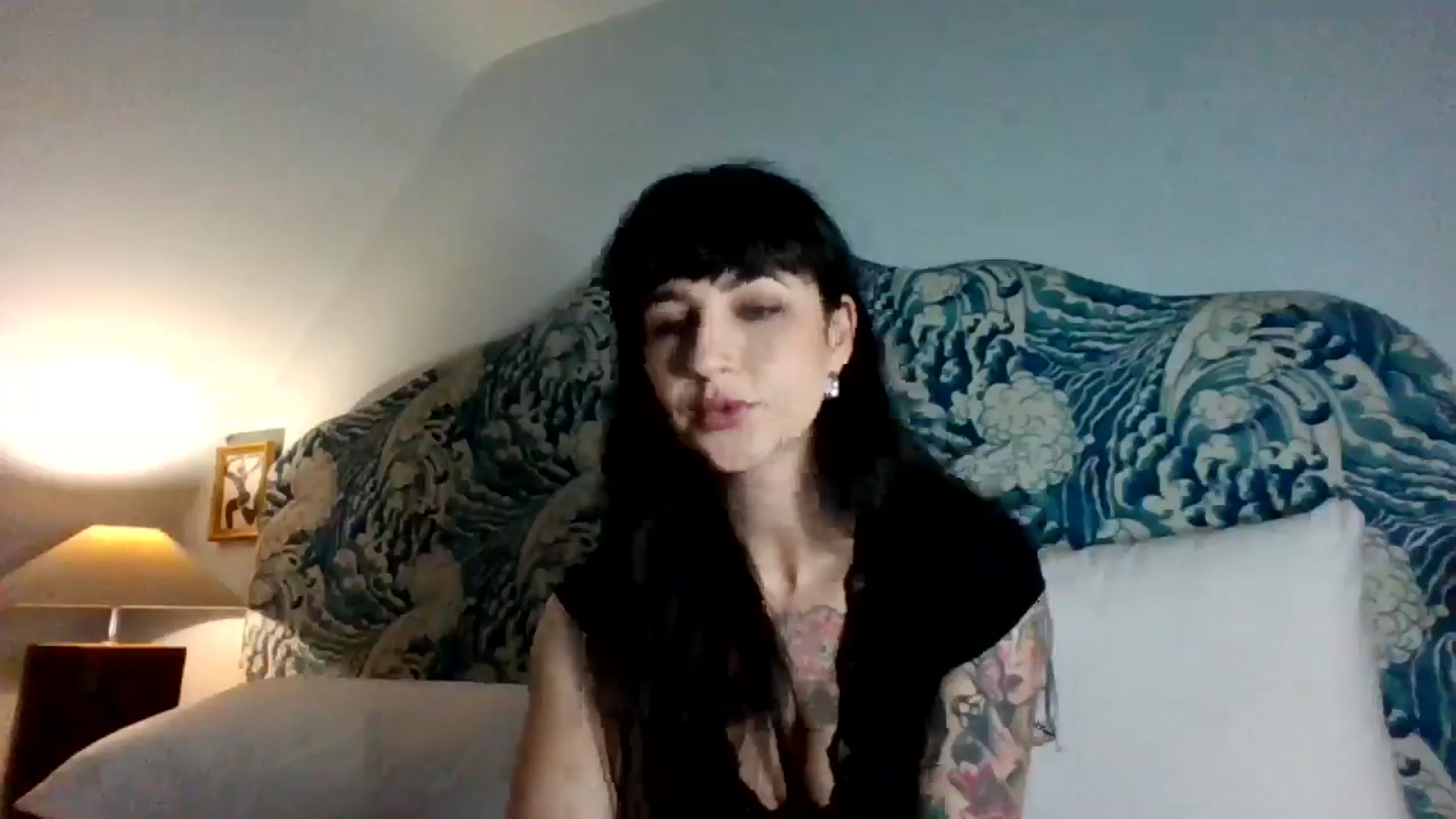 Gallery image thumbnail from MargotMills_'s myfreecams stream on, 12/20/2025, 13:09 image 16 of 20