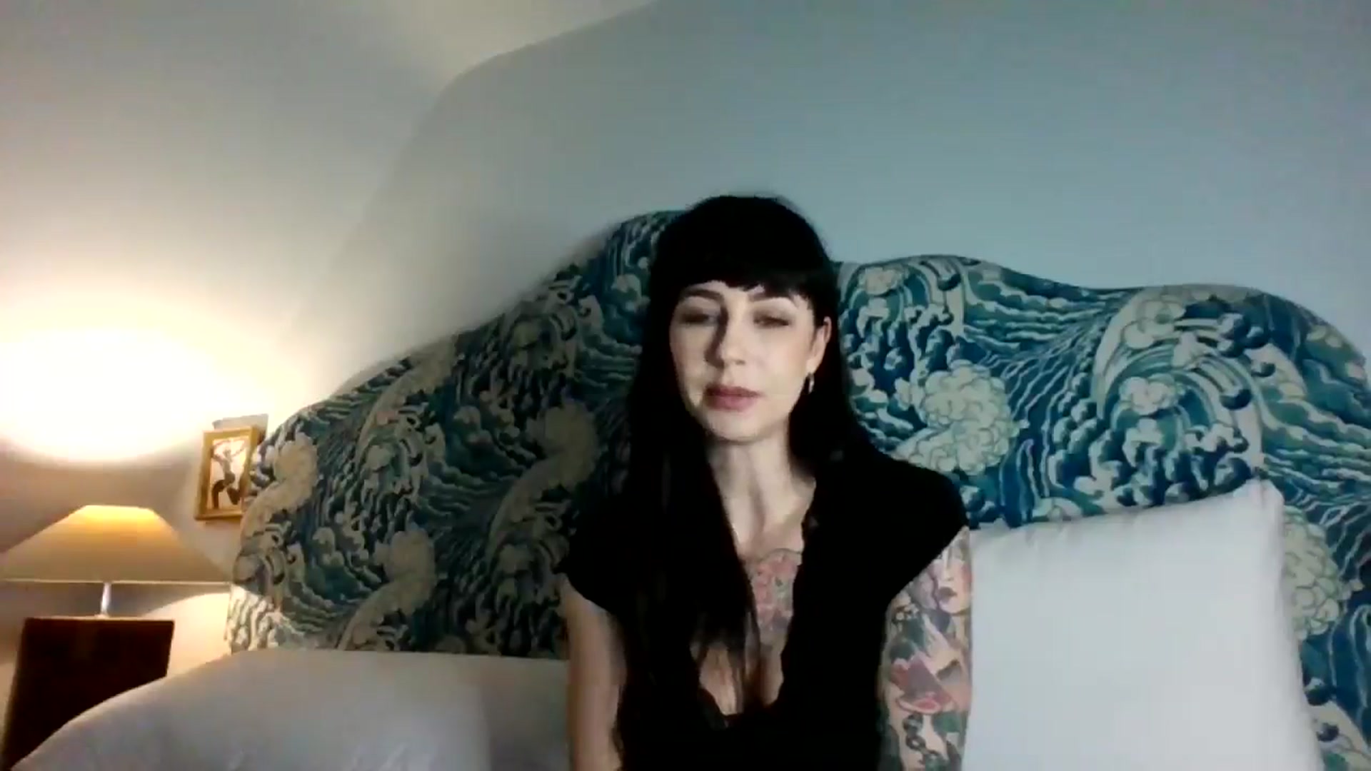 Gallery image thumbnail from MargotMills_'s myfreecams stream on, 12/20/2025, 13:09 image 6 of 20