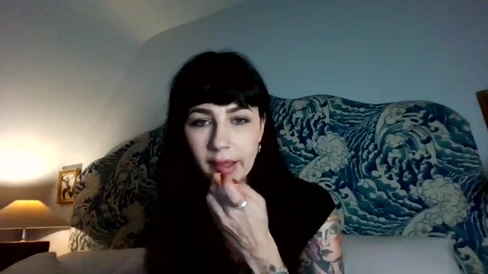 Gallery image thumbnail from MargotMills_'s myfreecams stream on, 12/20/2025, 20:18 image 9 of 20