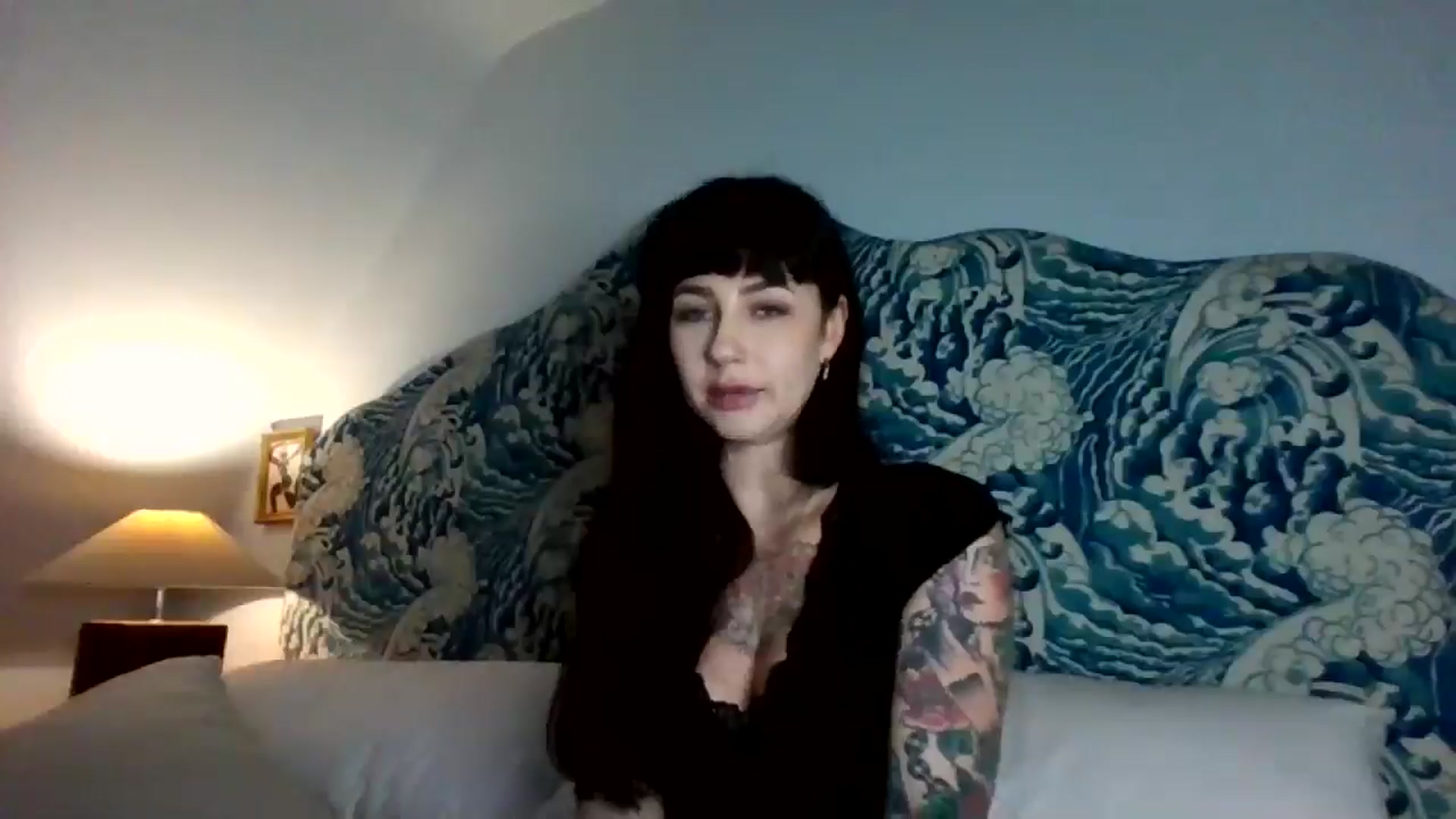 Gallery image thumbnail from MargotMills_'s myfreecams stream on, 12/20/2025, 20:33 image 8 of 20