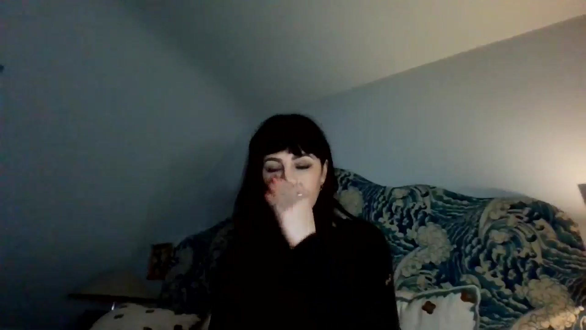 Gallery image thumbnail from MargotMills_'s myfreecams stream on, 12/28/2025, 13:24 image 13 of 20