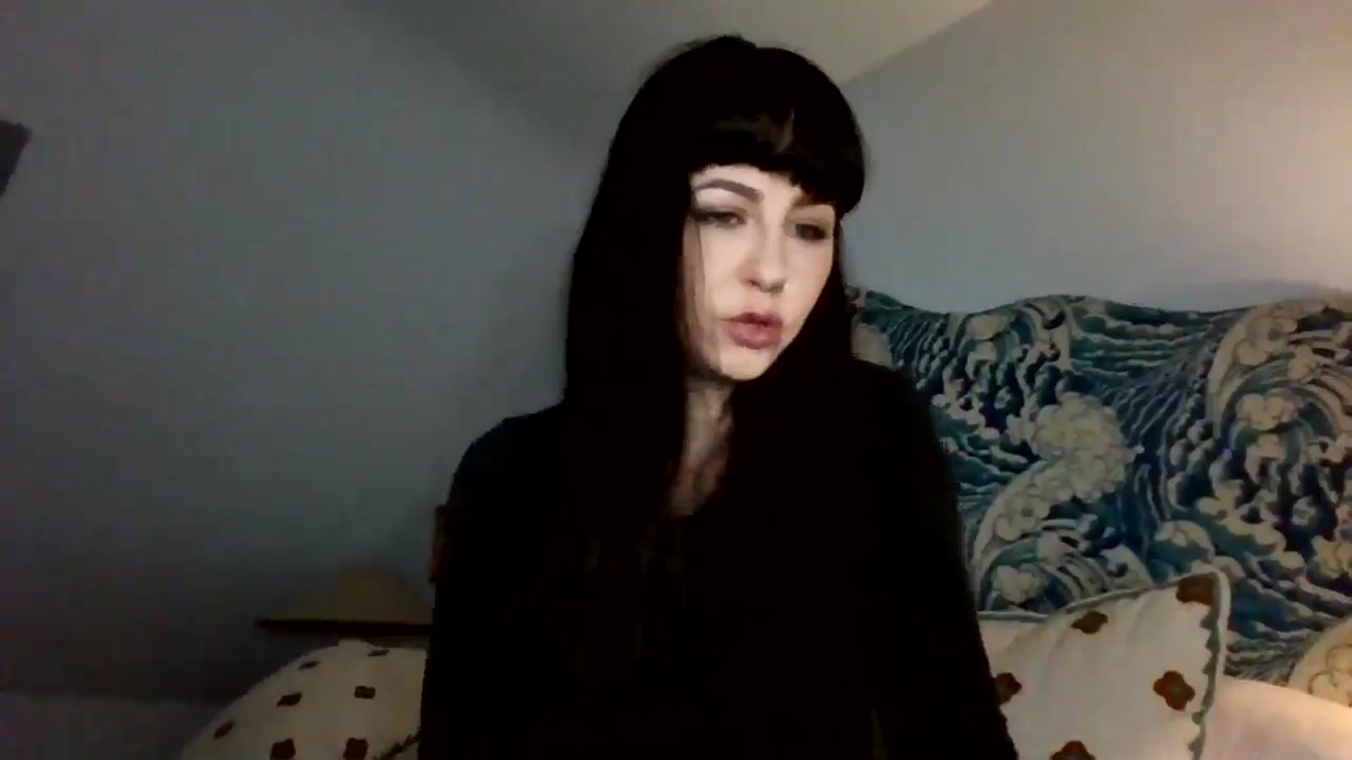 Gallery image thumbnail from MargotMills_'s myfreecams stream on, 12/28/2025, 18:14 image 12 of 20