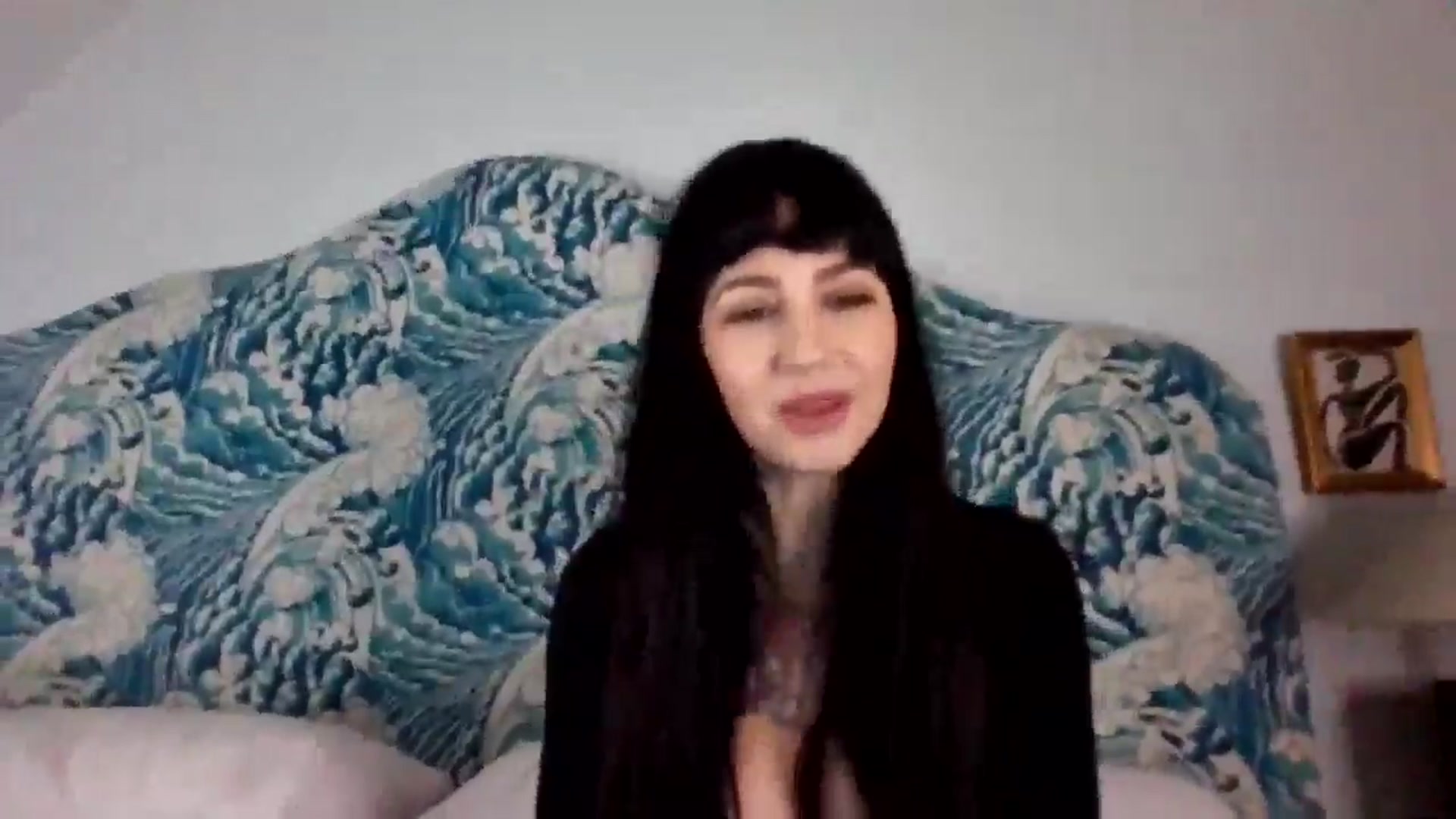 Gallery image thumbnail from MargotMills_'s myfreecams stream on, 01/03/2026, 12:12 image 9 of 20