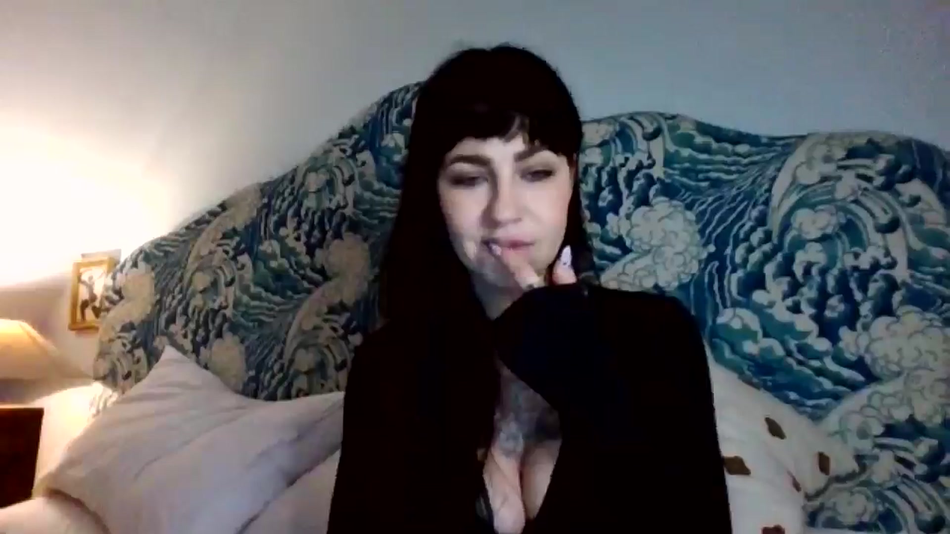Gallery image thumbnail from MargotMills_'s myfreecams stream on, 01/06/2026, 16:24 image 12 of 20