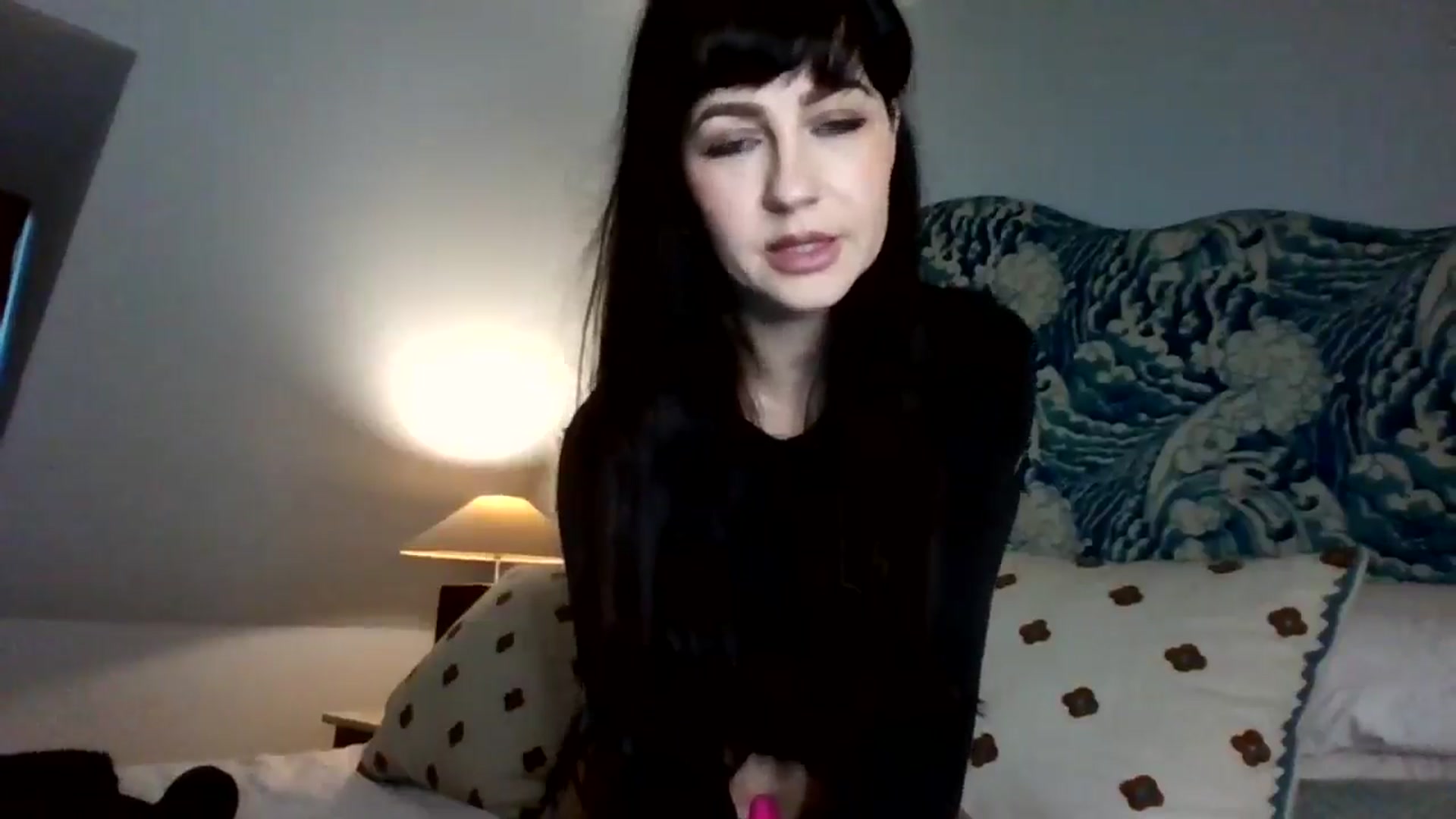 Gallery image thumbnail from MargotMills_'s myfreecams stream on, 01/13/2026, 14:19 image 18 of 20