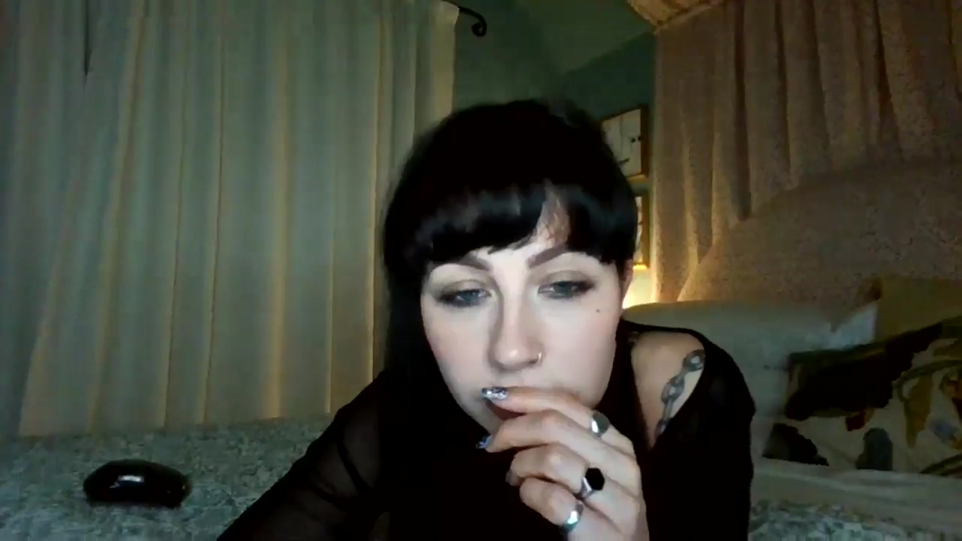 Gallery image thumbnail from MargotMills_'s myfreecams stream on, 01/16/2026, 22:11 image 8 of 20