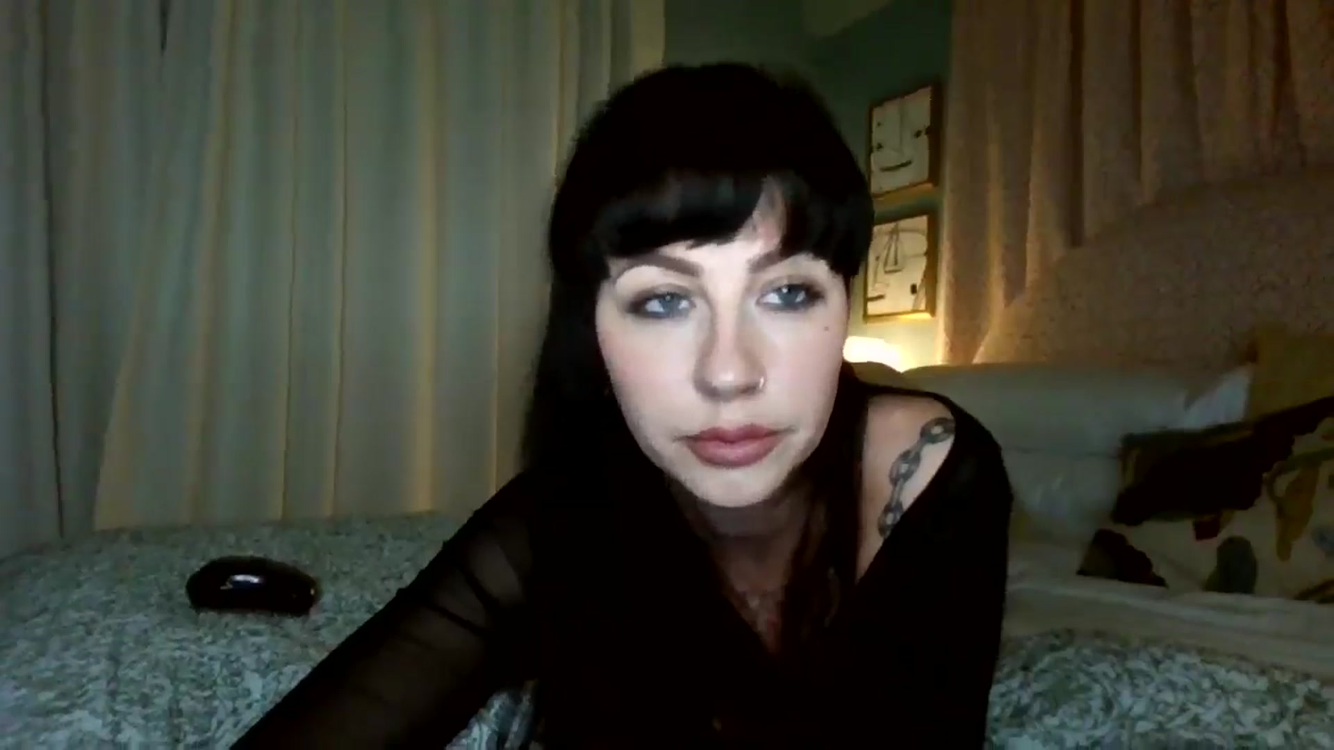 Gallery image thumbnail from MargotMills_'s myfreecams stream on, 01/16/2026, 22:11 image 11 of 20
