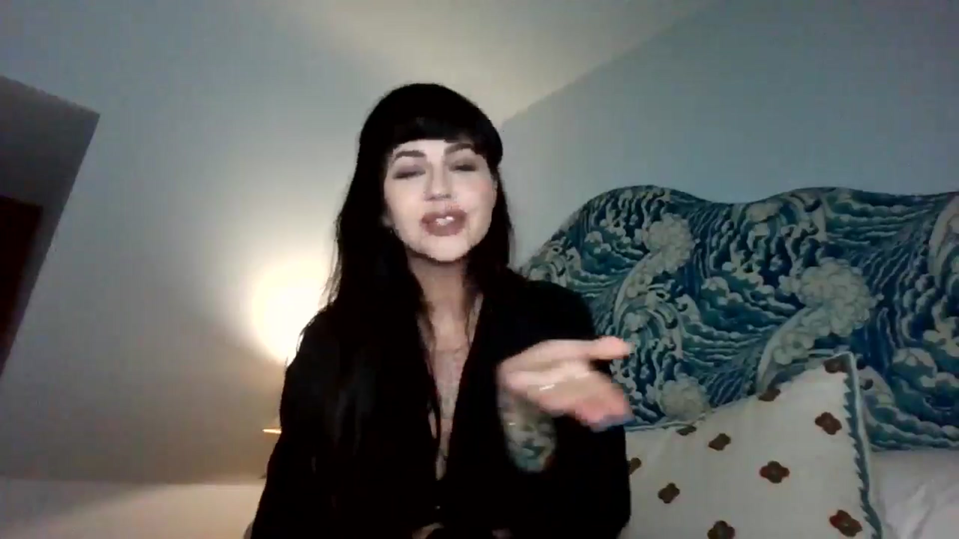 Gallery image thumbnail from MargotMills_'s myfreecams stream on, 01/20/2026, 22:17 image 10 of 20