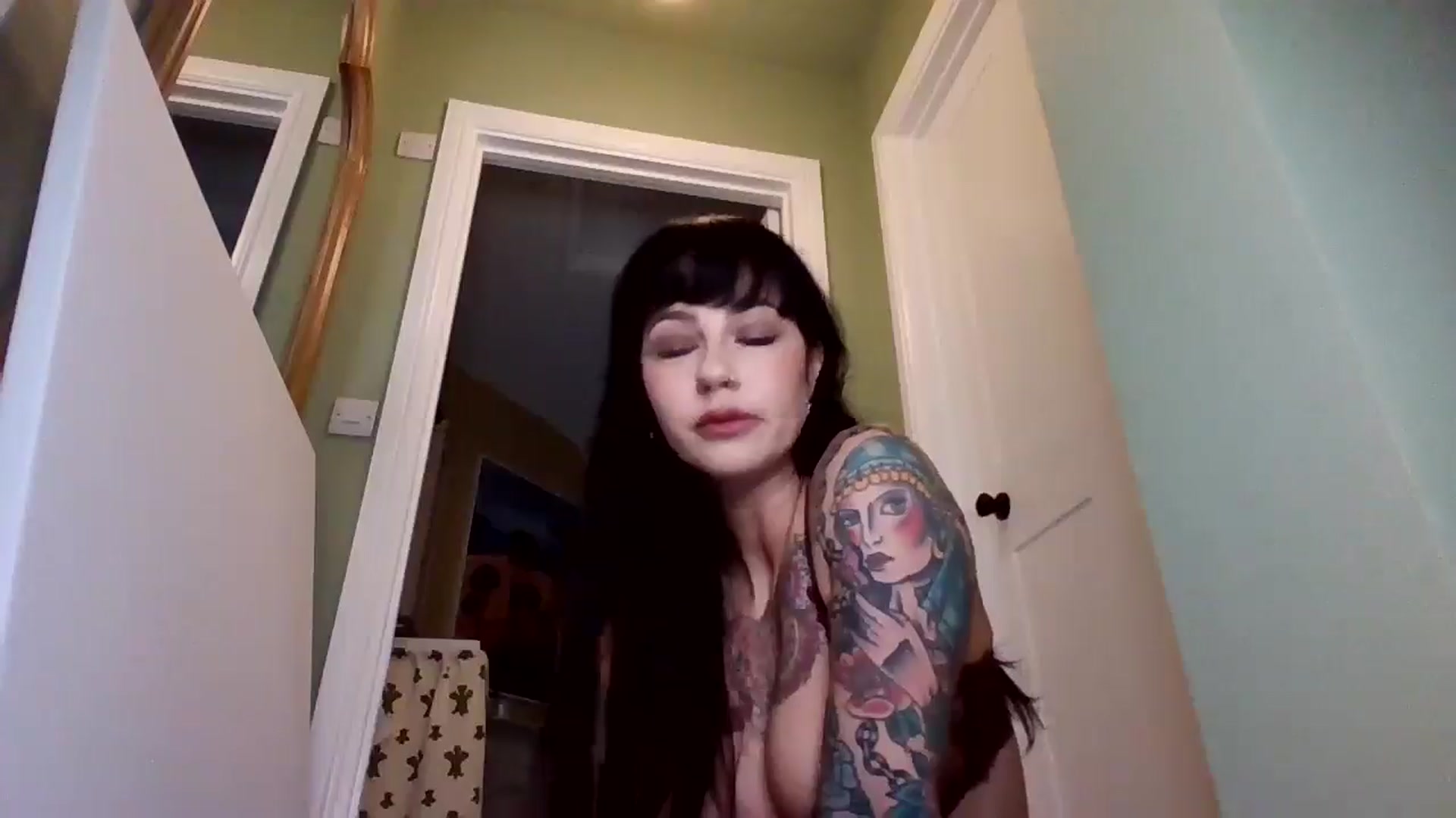 Gallery image thumbnail from MargotMills_'s myfreecams stream on, 02/05/2026, 11:56 image 18 of 20