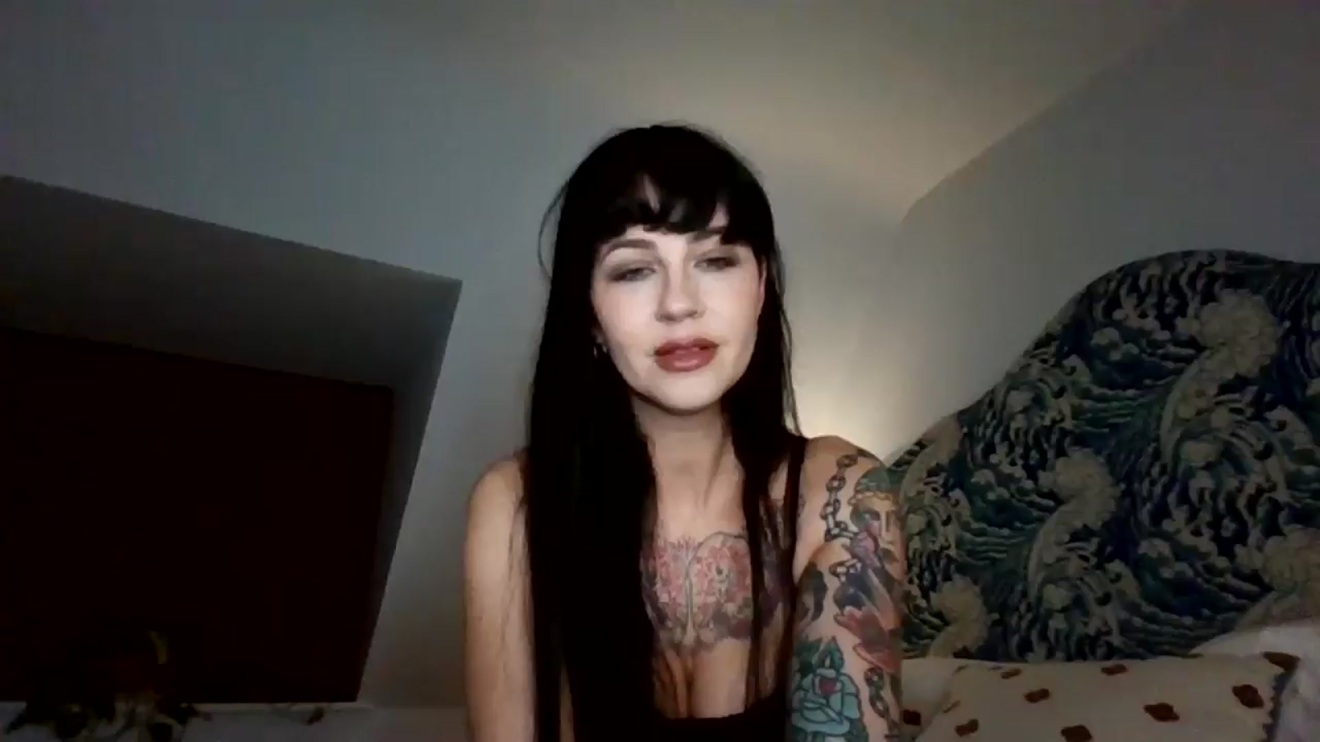Gallery image thumbnail from MargotMills_'s myfreecams stream on, 02/05/2026, 22:22 image 1 of 20