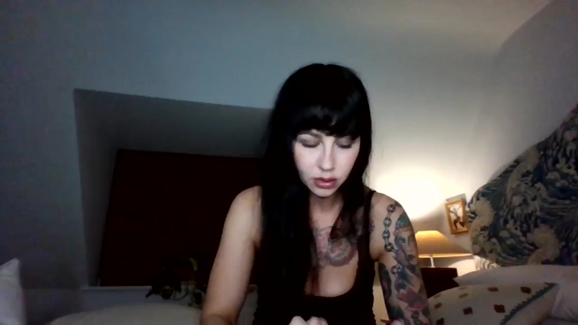 Gallery image thumbnail from MargotMills_'s myfreecams stream on, 02/05/2026, 22:37 image 1 of 20