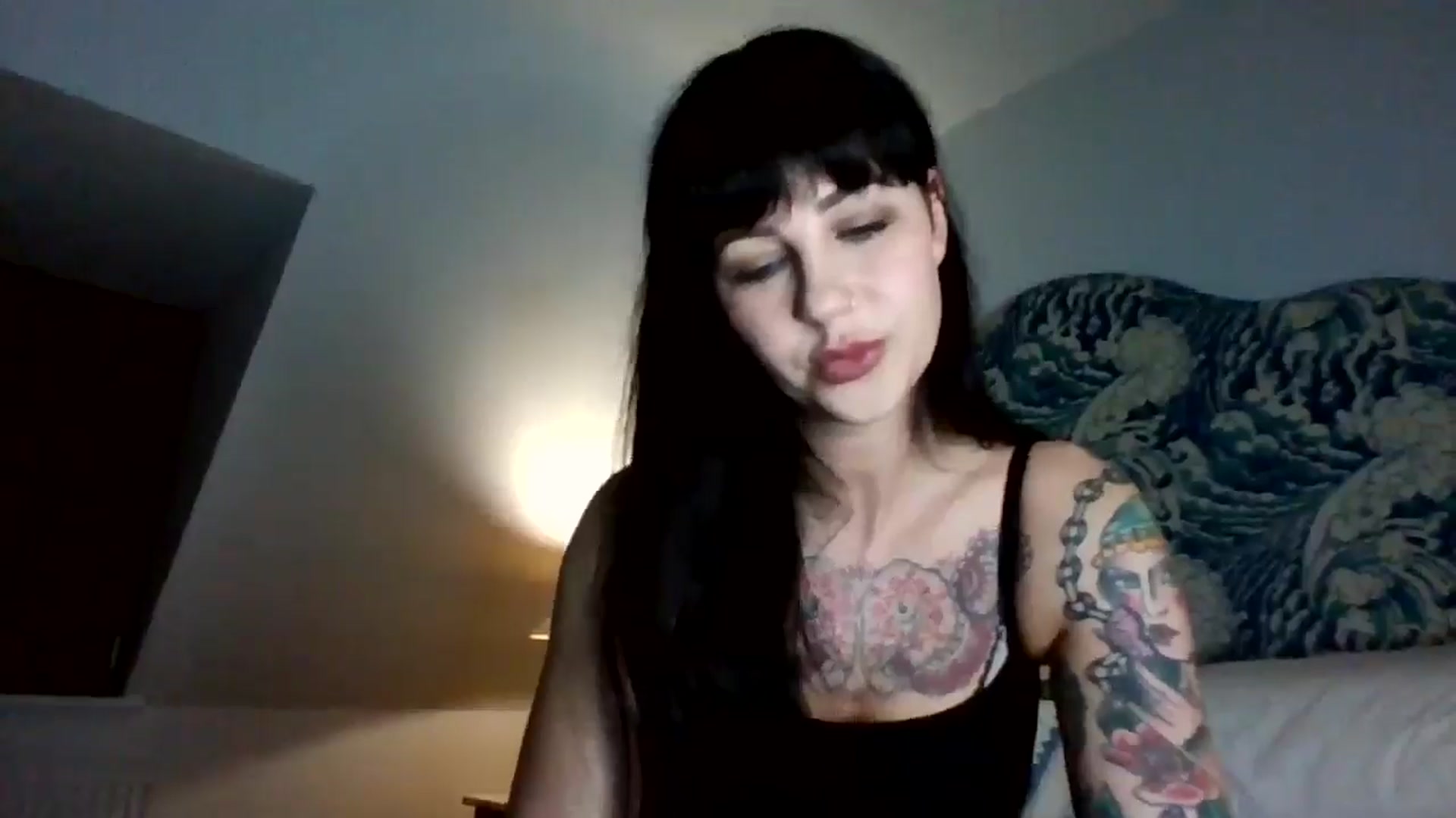 Gallery image thumbnail from MargotMills_'s myfreecams stream on, 02/06/2026, 22:17 image 18 of 20