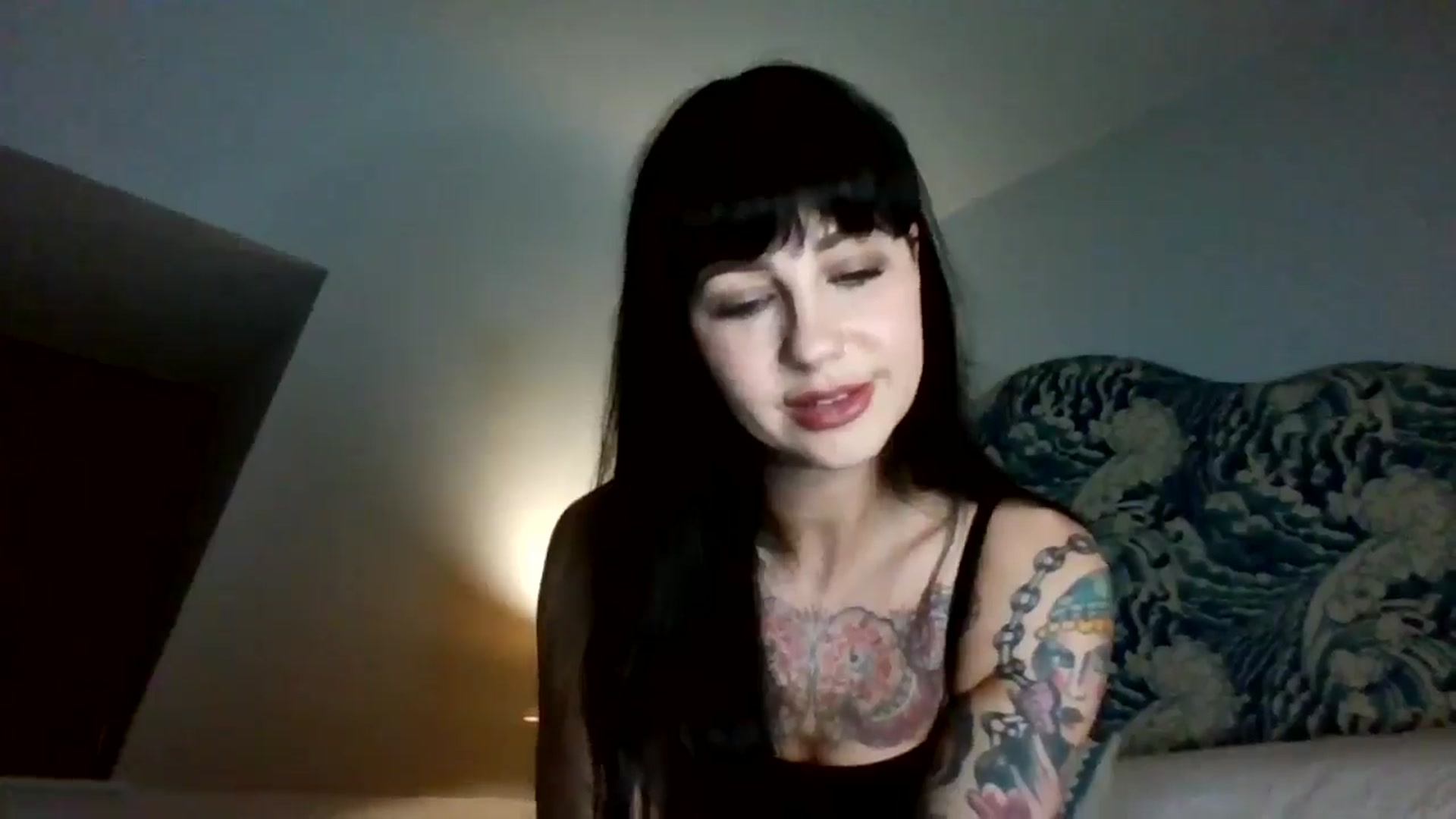 Gallery image thumbnail from MargotMills_'s myfreecams stream on, 02/06/2026, 22:17 image 12 of 20