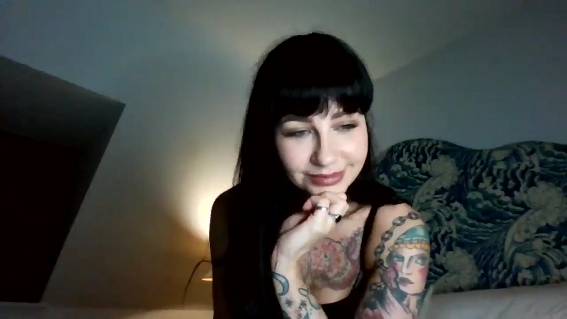 Gallery image thumbnail from MargotMills_'s myfreecams stream on, 02/06/2026, 22:17 image 15 of 20