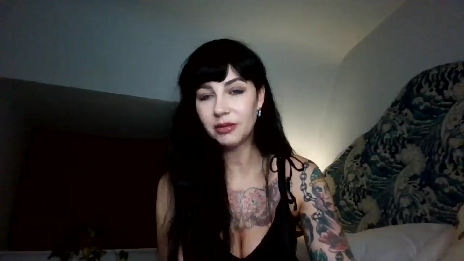 Gallery image thumbnail from MargotMills_'s myfreecams stream on, 02/07/2026, 21:54 image 14 of 20