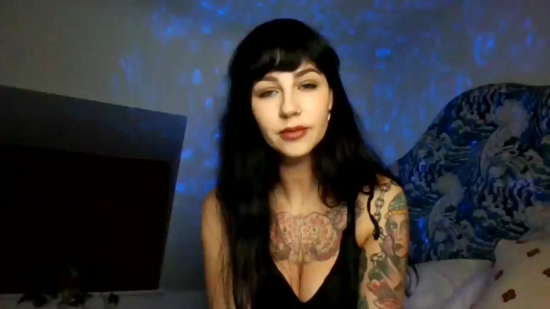 Gallery image thumbnail from MargotMills_'s myfreecams stream on, 02/07/2026, 21:54 image 8 of 20