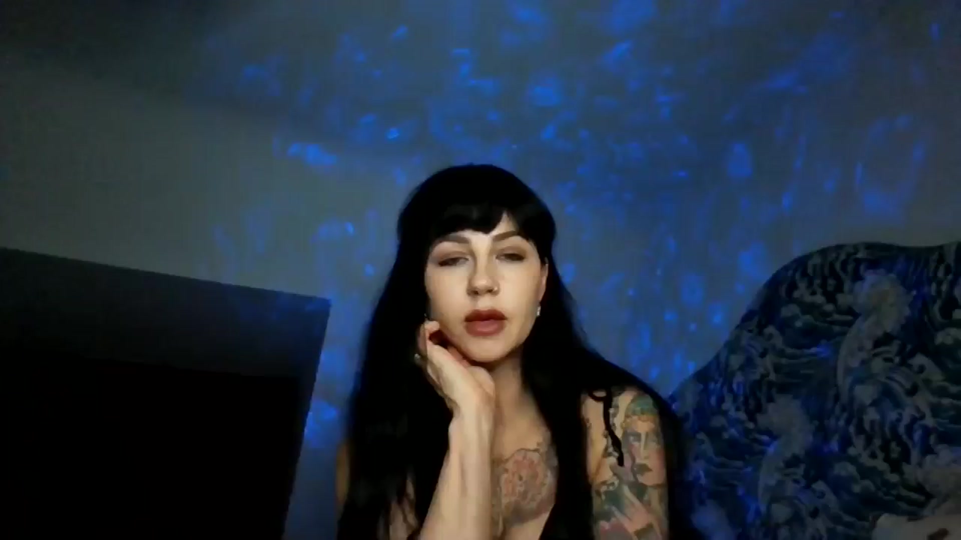 Gallery image thumbnail from MargotMills_'s myfreecams stream on, 02/07/2026, 21:54 image 1 of 20