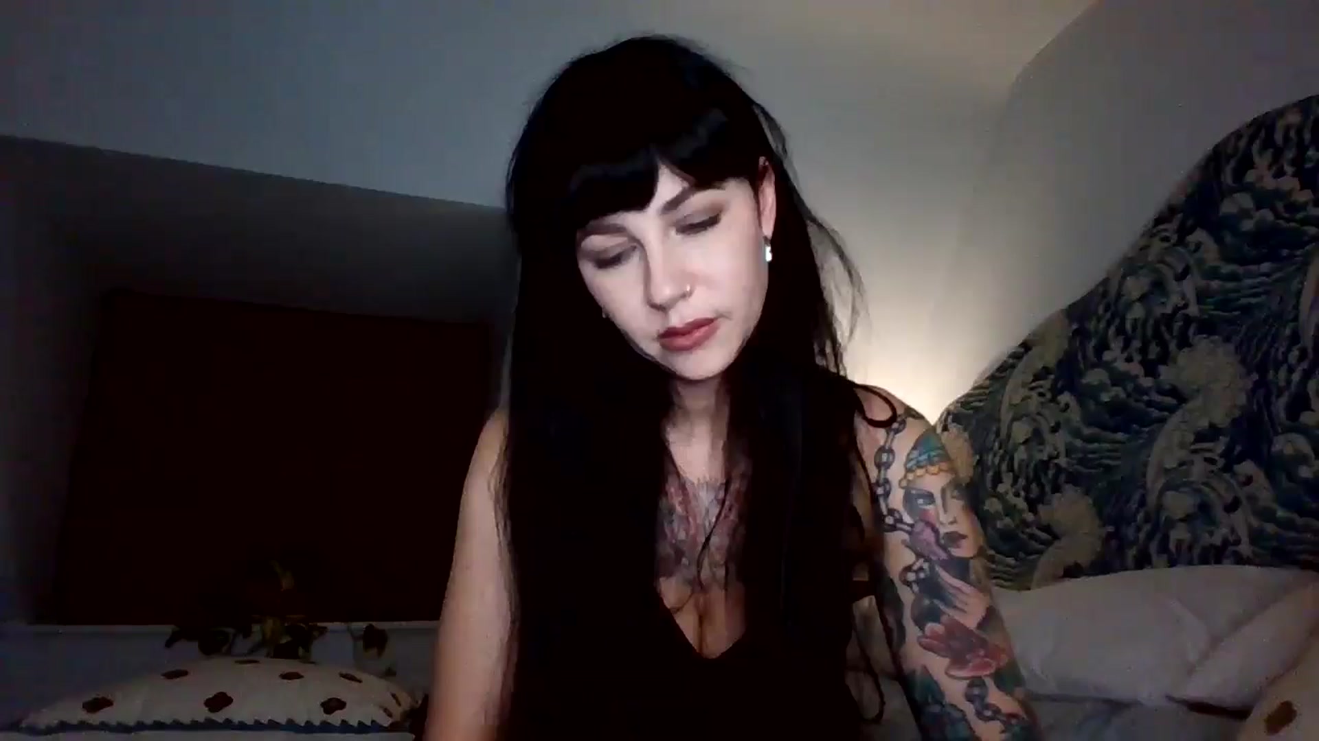 Gallery image thumbnail from MargotMills_'s myfreecams stream on, 02/07/2026, 22:11 image 20 of 20