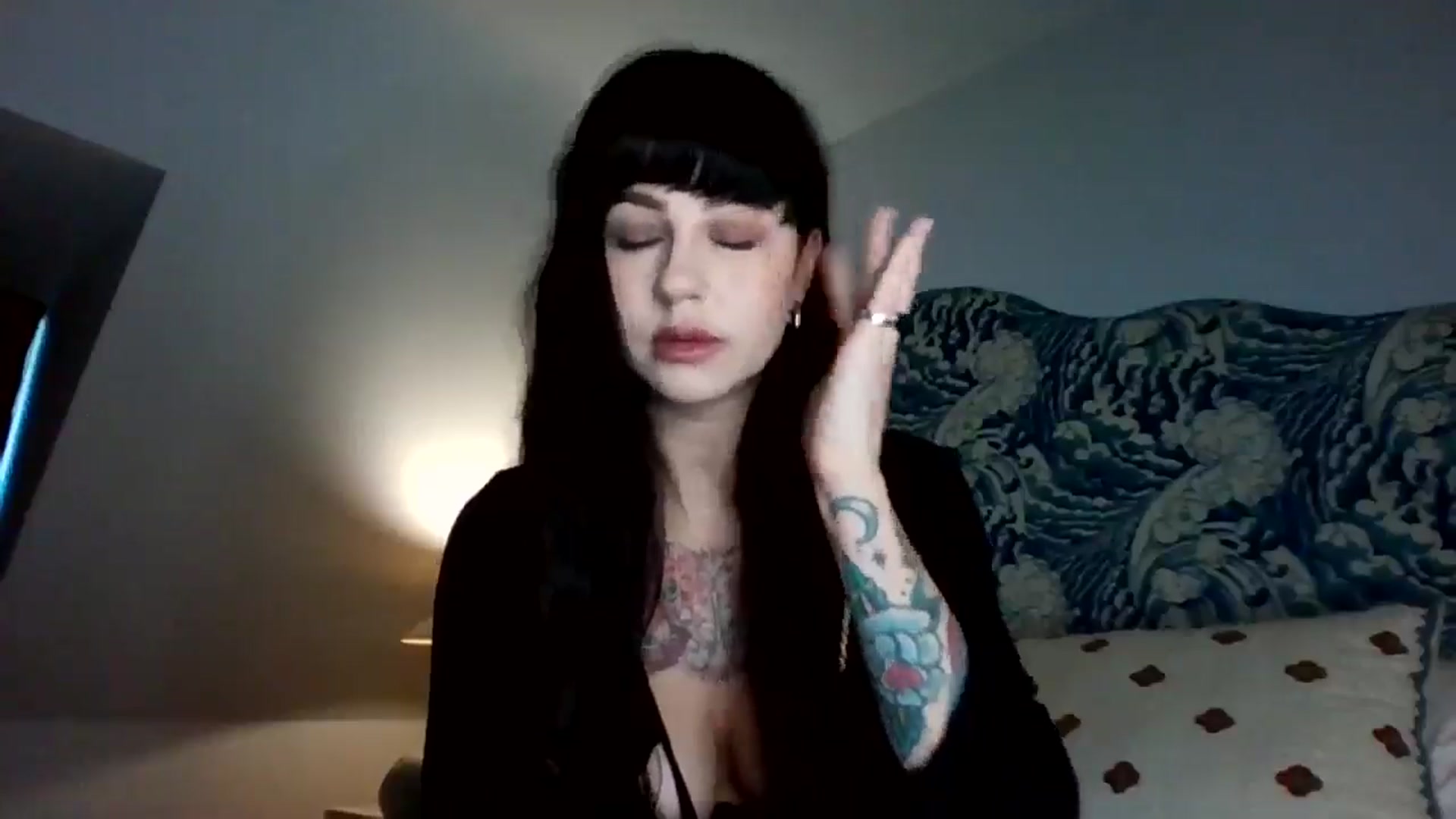 Gallery image thumbnail from MargotMills_'s myfreecams stream on, 02/10/2026, 12:52 image 10 of 20