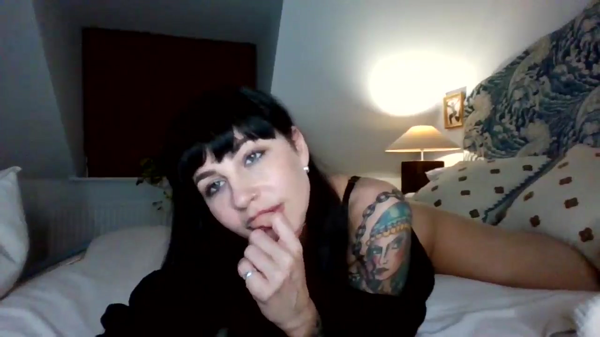 Gallery image thumbnail from MargotMills_'s myfreecams stream on, 02/24/2026, 23:16 image 14 of 20