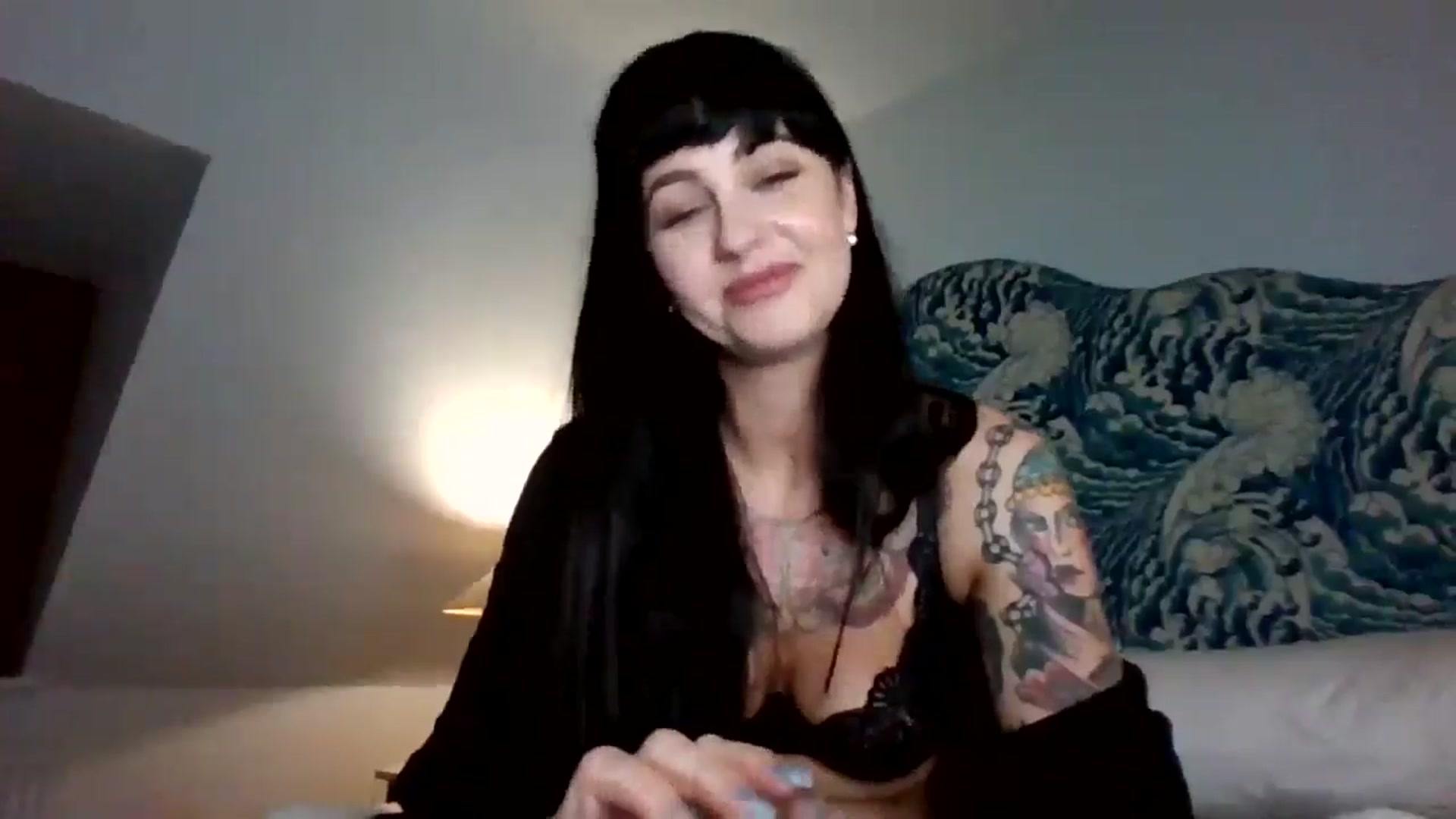 Gallery image thumbnail from MargotMills_'s myfreecams stream on, 02/24/2026, 23:16 image 10 of 20