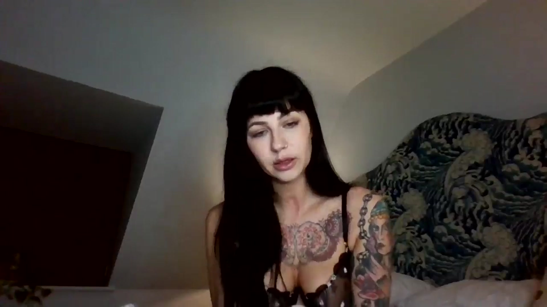 Gallery image thumbnail from MargotMills_'s myfreecams stream on, 03/05/2026, 22:54 image 9 of 20