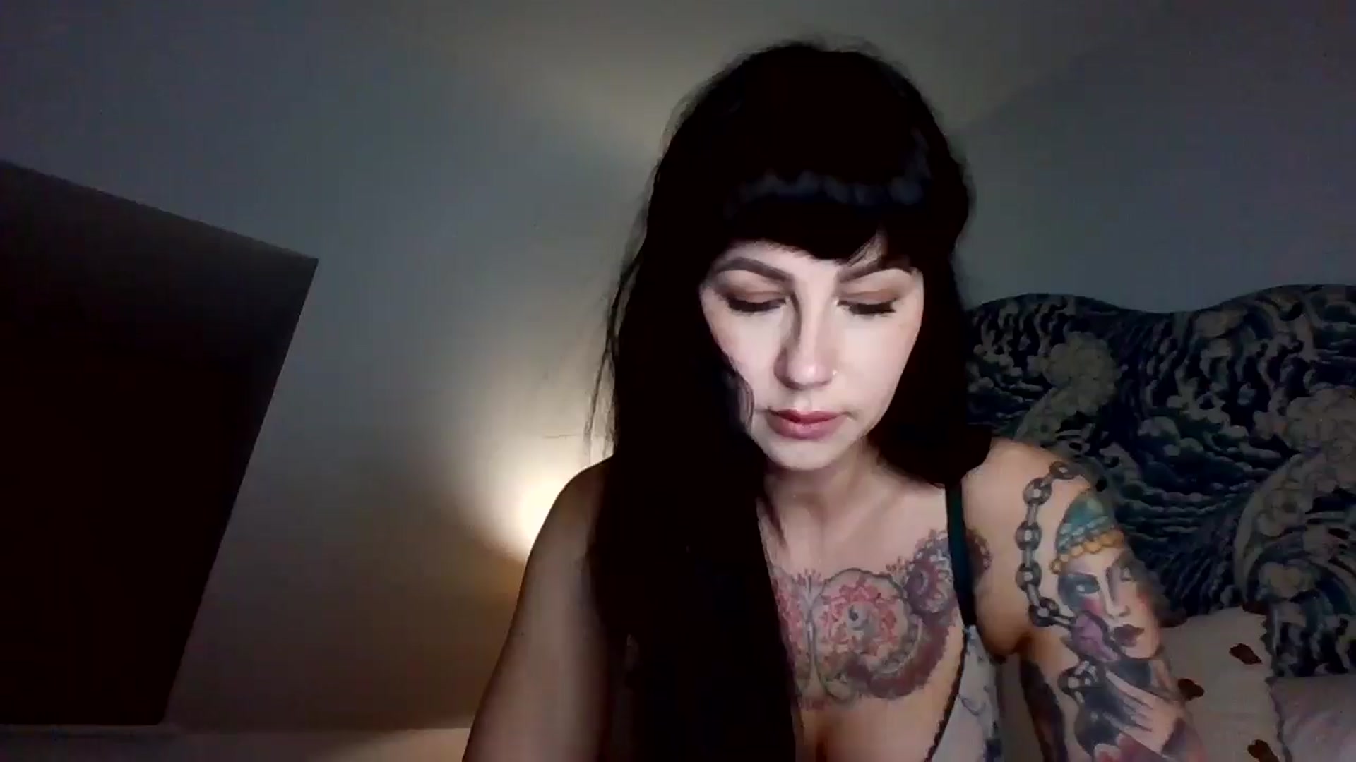 Gallery image thumbnail from MargotMills_'s myfreecams stream on, 03/18/2026, 22:24 image 6 of 20