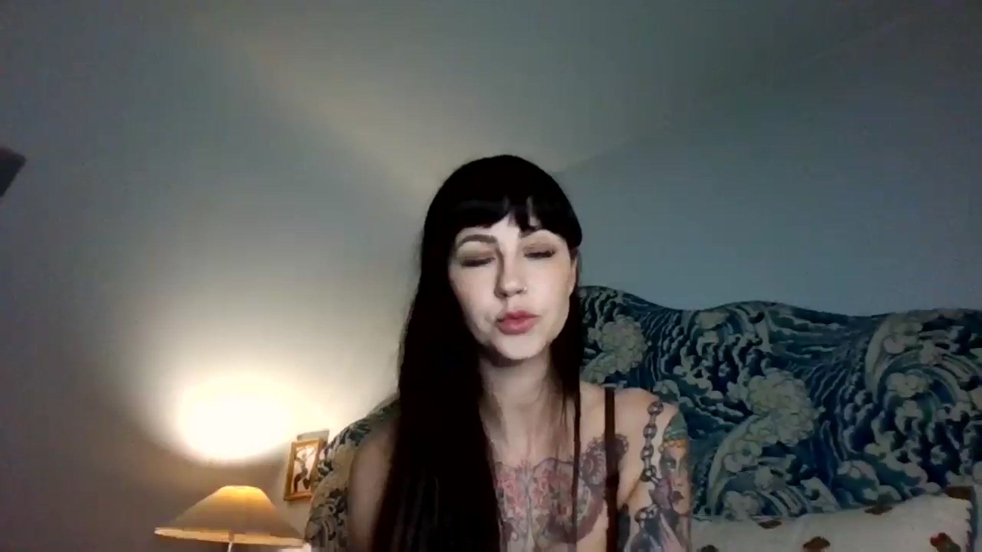 Gallery image thumbnail from MargotMills_'s myfreecams stream on, 04/08/2026, 16:28 image 10 of 20