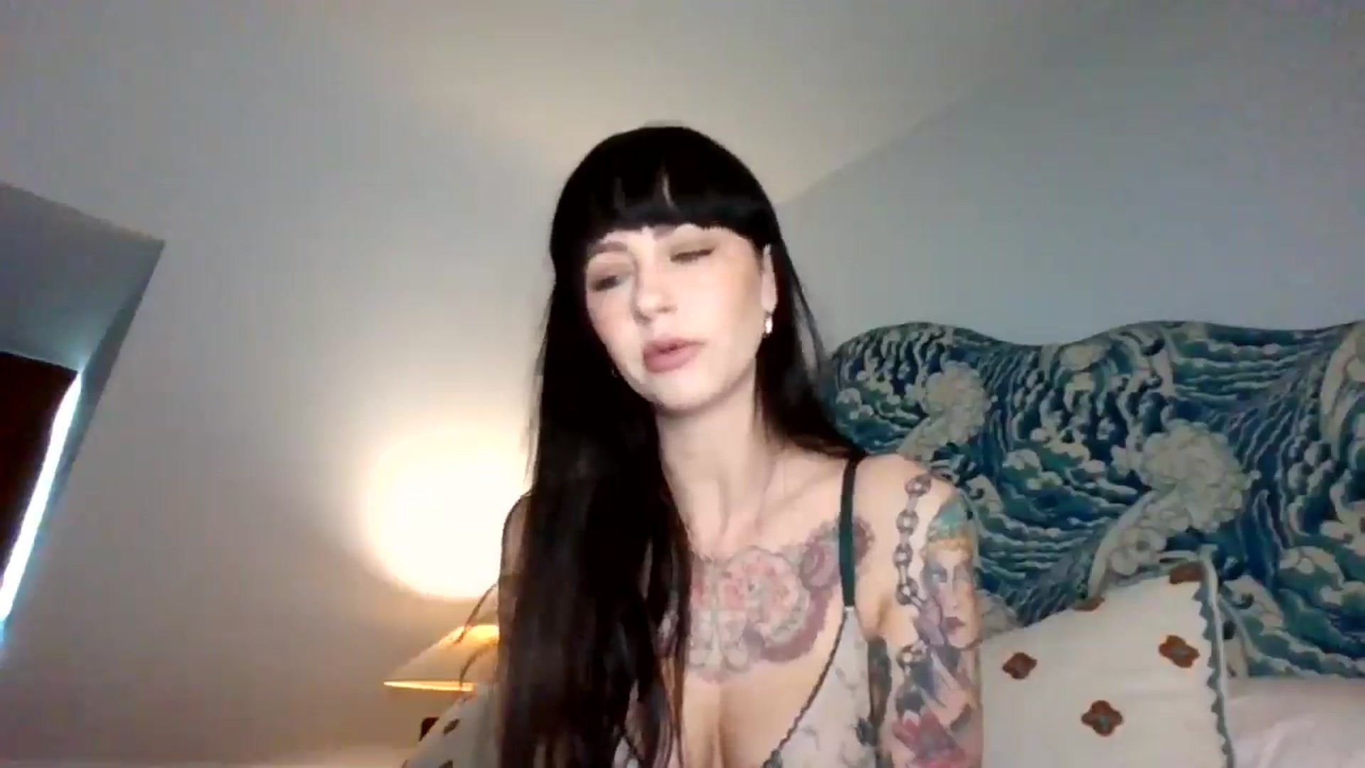 Gallery image thumbnail from MargotMills_'s myfreecams stream on, 04/09/2026, 08:34 image 8 of 20
