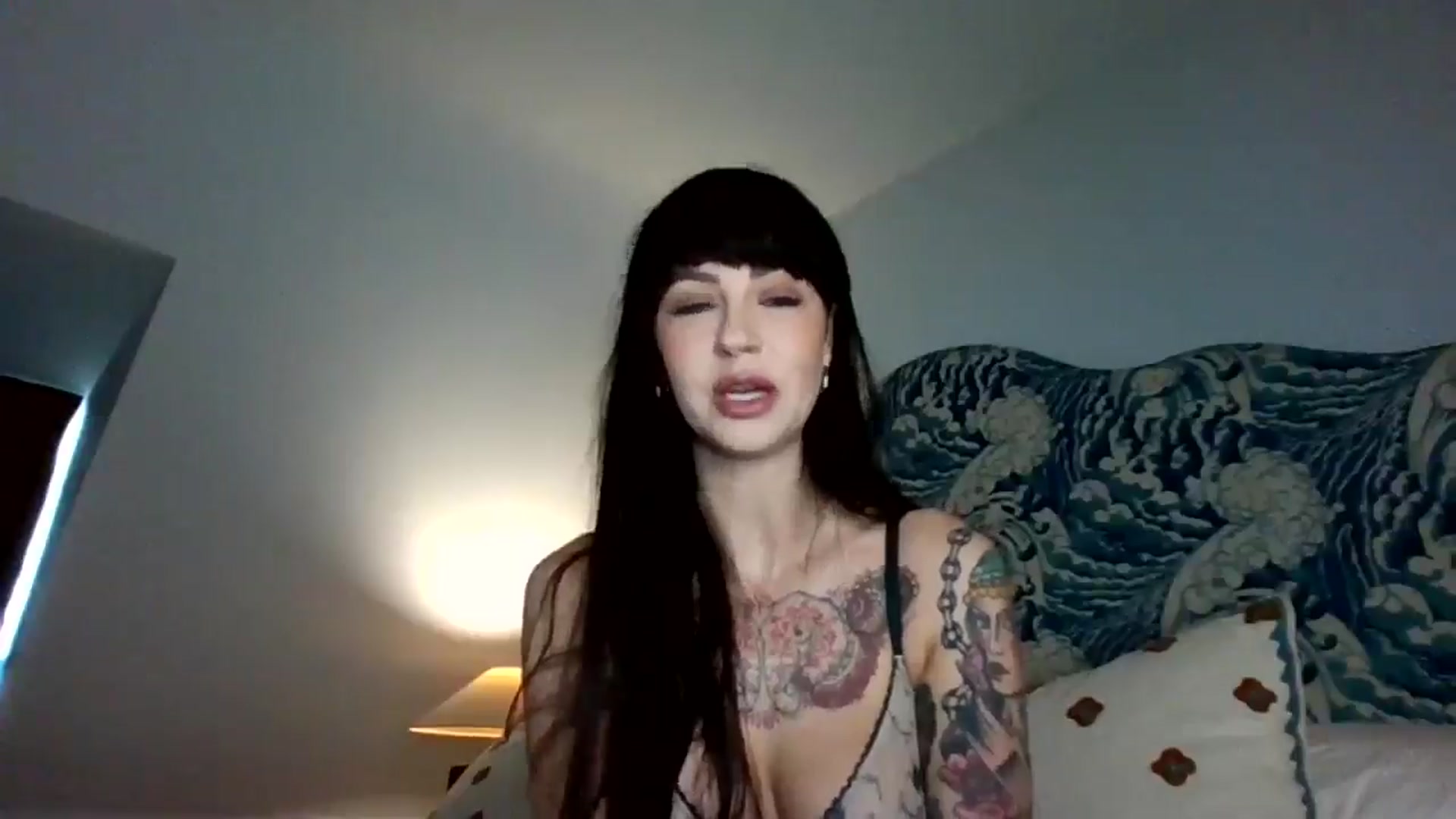 Gallery image thumbnail from MargotMills_'s myfreecams stream on, 04/09/2026, 08:34 image 9 of 20