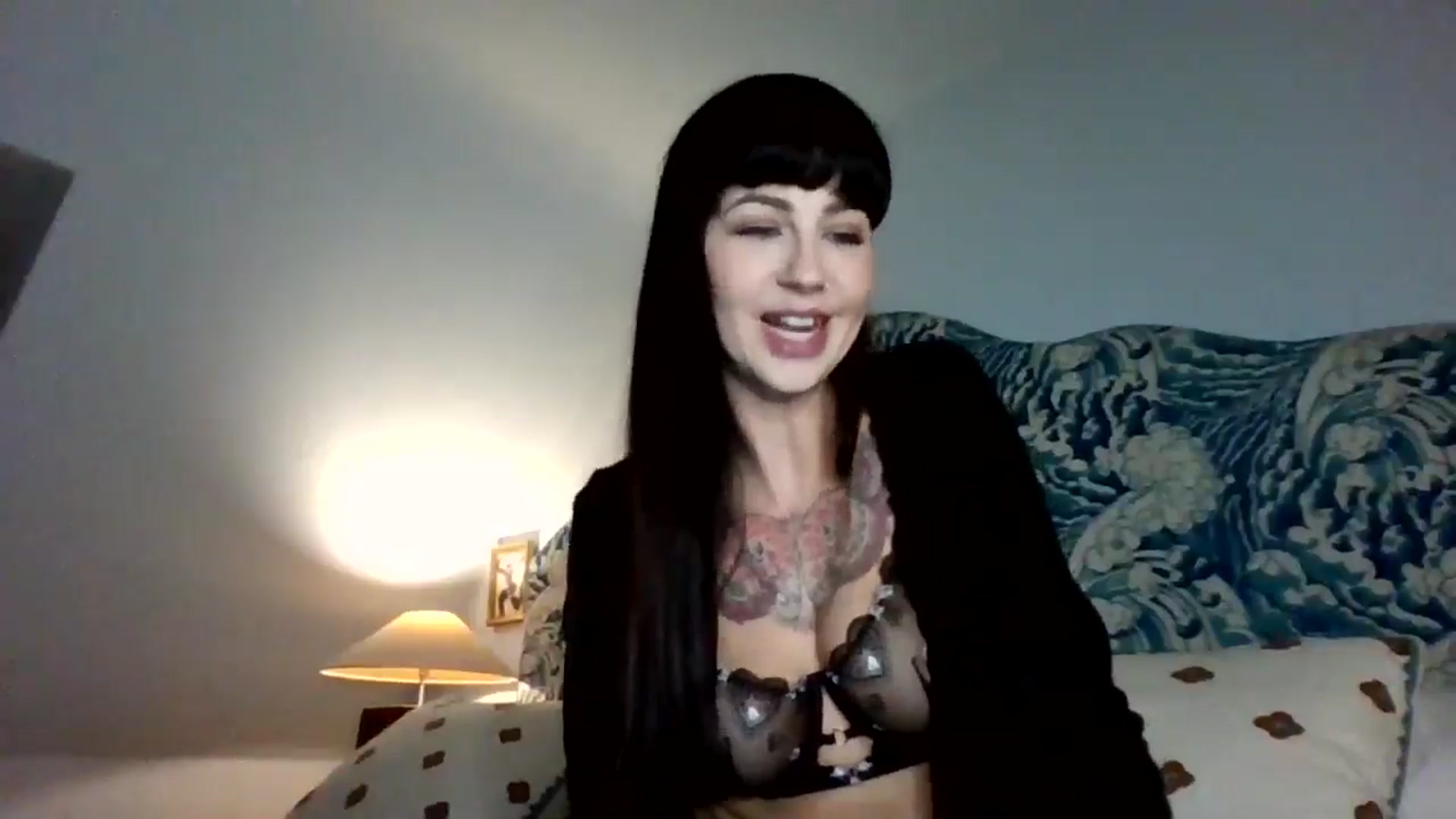 Gallery image thumbnail from MargotMills_'s myfreecams stream on, 04/10/2026, 22:01 image 18 of 20