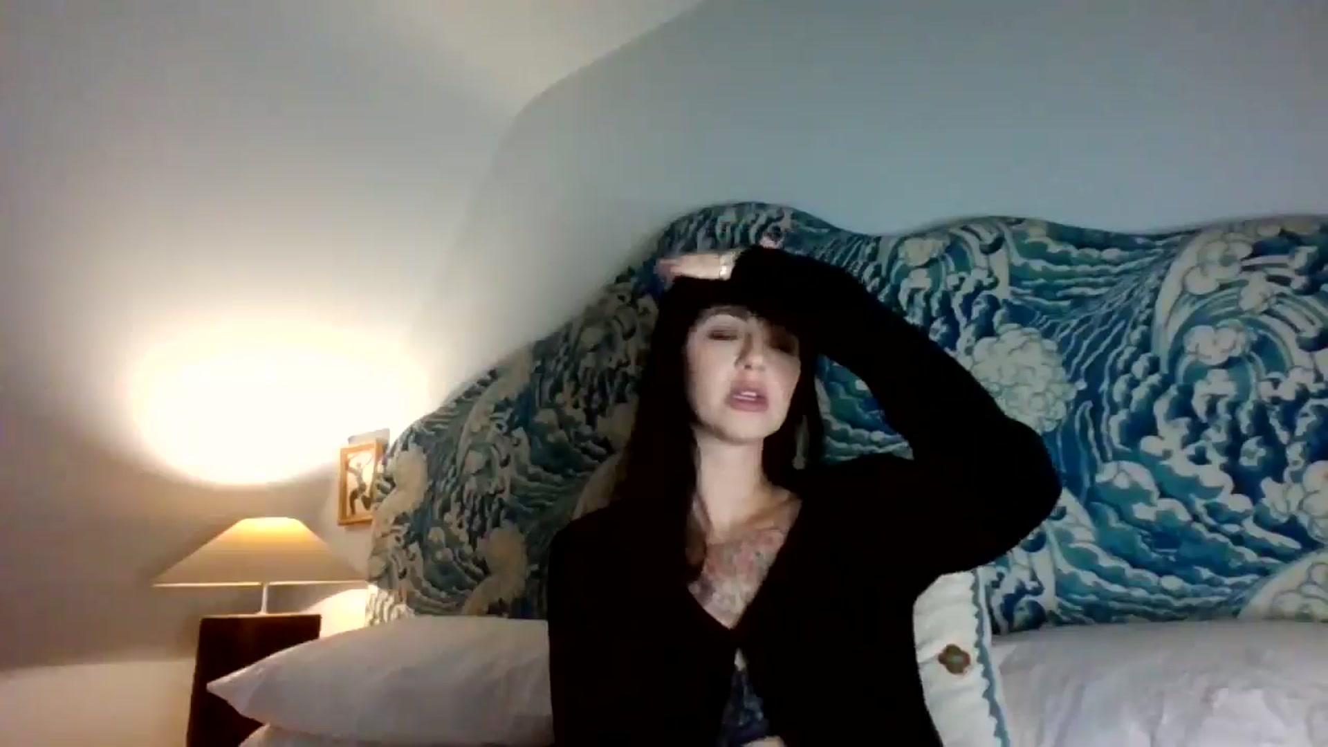 Gallery image thumbnail from MargotMills_'s myfreecams stream on, 04/15/2026, 21:55 image 18 of 20