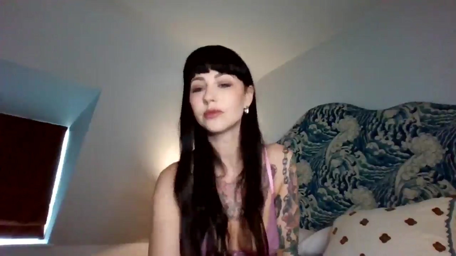 Gallery image thumbnail from MargotMills_'s myfreecams stream on, 04/26/2026, 13:45 image 13 of 20