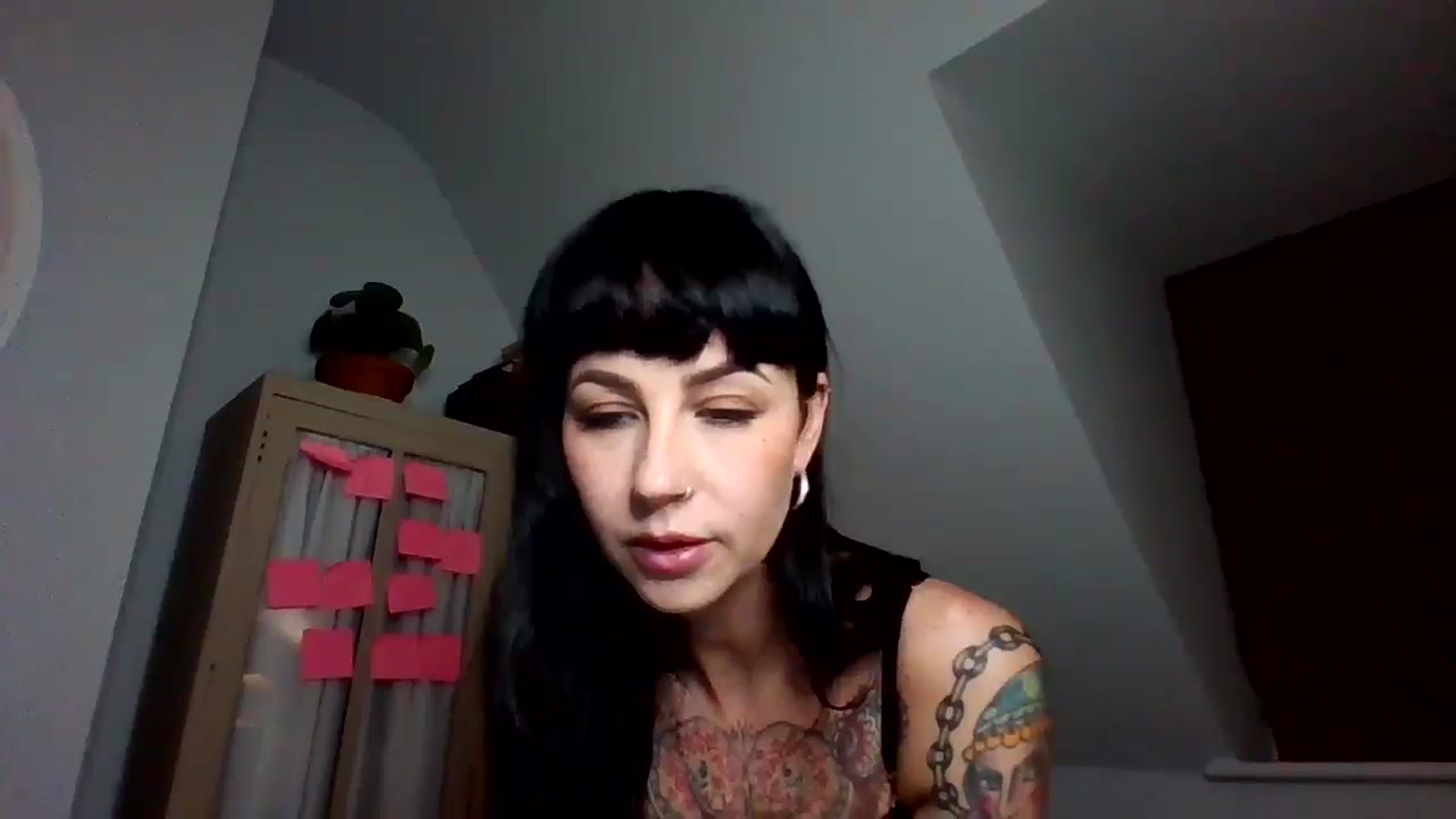 Gallery image thumbnail from MargotMills_'s myfreecams stream on, 05/08/2026, 22:41 image 4 of 20