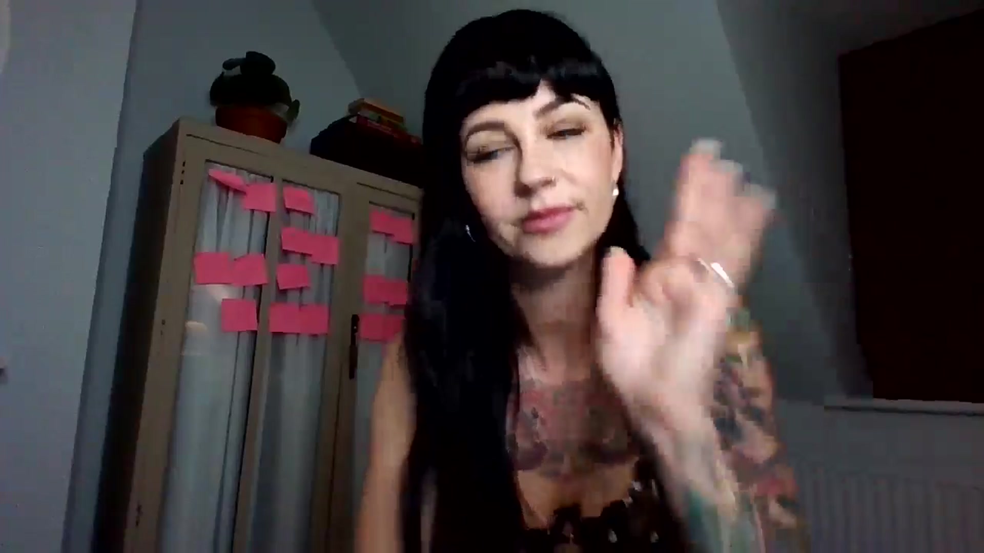 Gallery image thumbnail from MargotMills_'s myfreecams stream on, 05/08/2026, 22:41 image 15 of 20