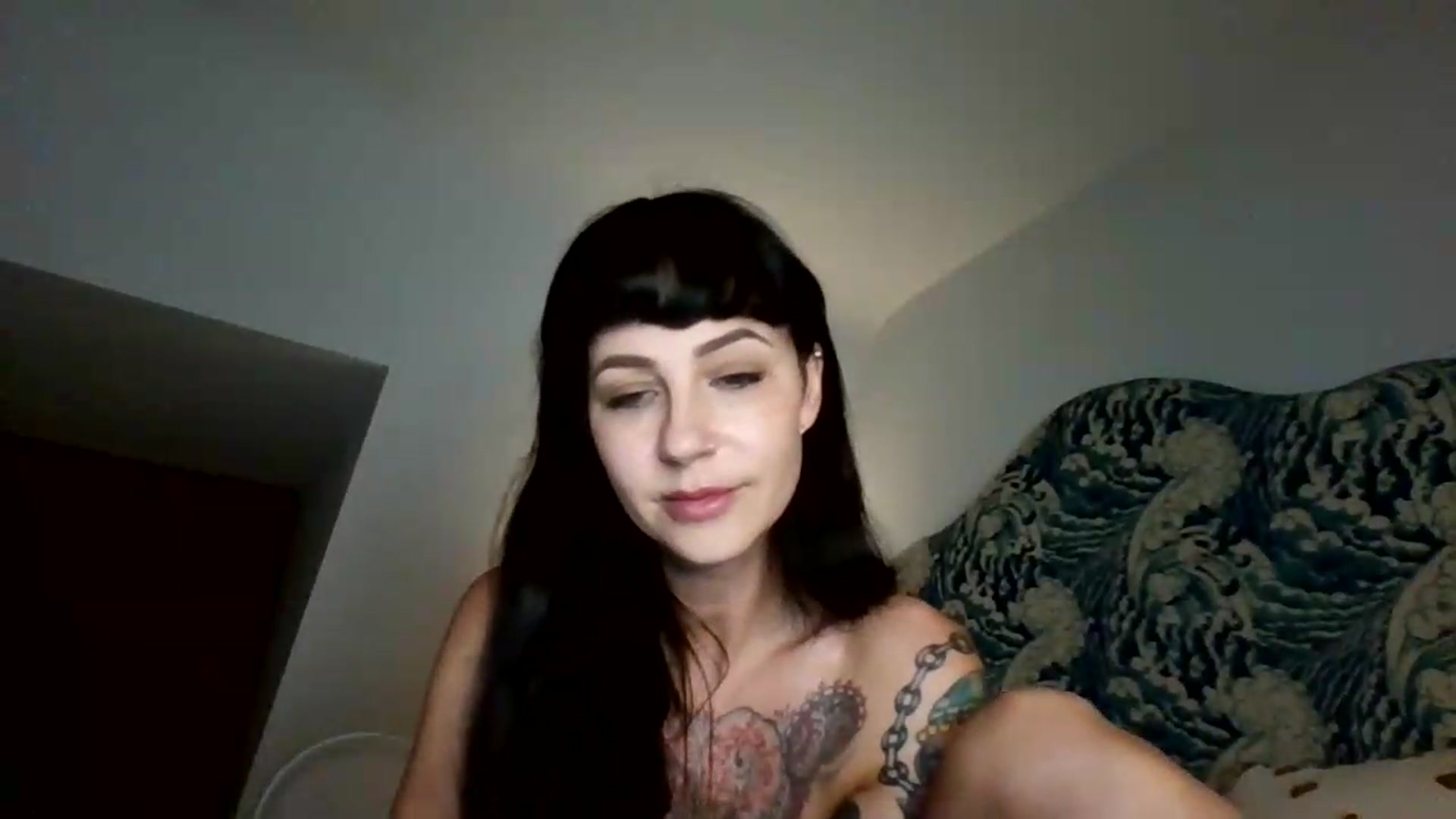 Gallery image thumbnail from MargotMills_'s myfreecams stream on, 05/26/2026, 22:01 image 17 of 20