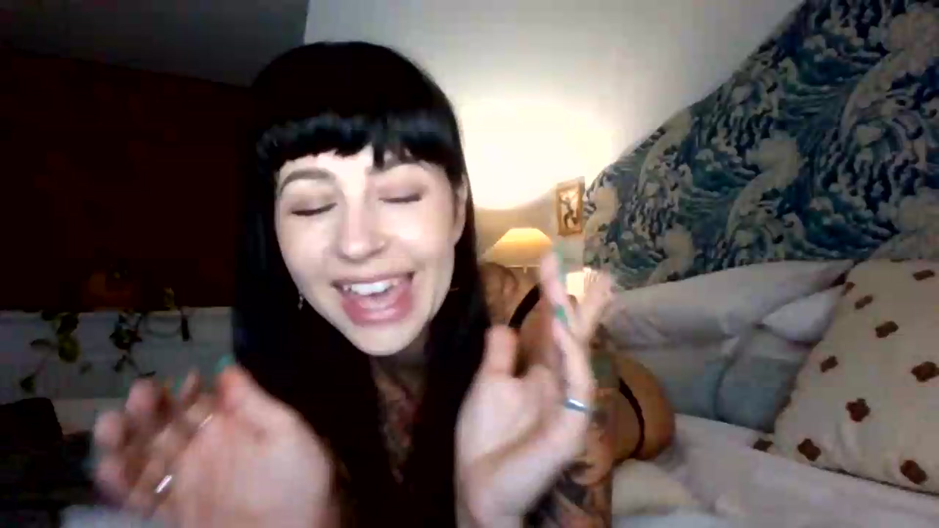 Gallery image thumbnail from MargotMills_'s myfreecams stream on, 07/05/2026, 22:16 image 10 of 20