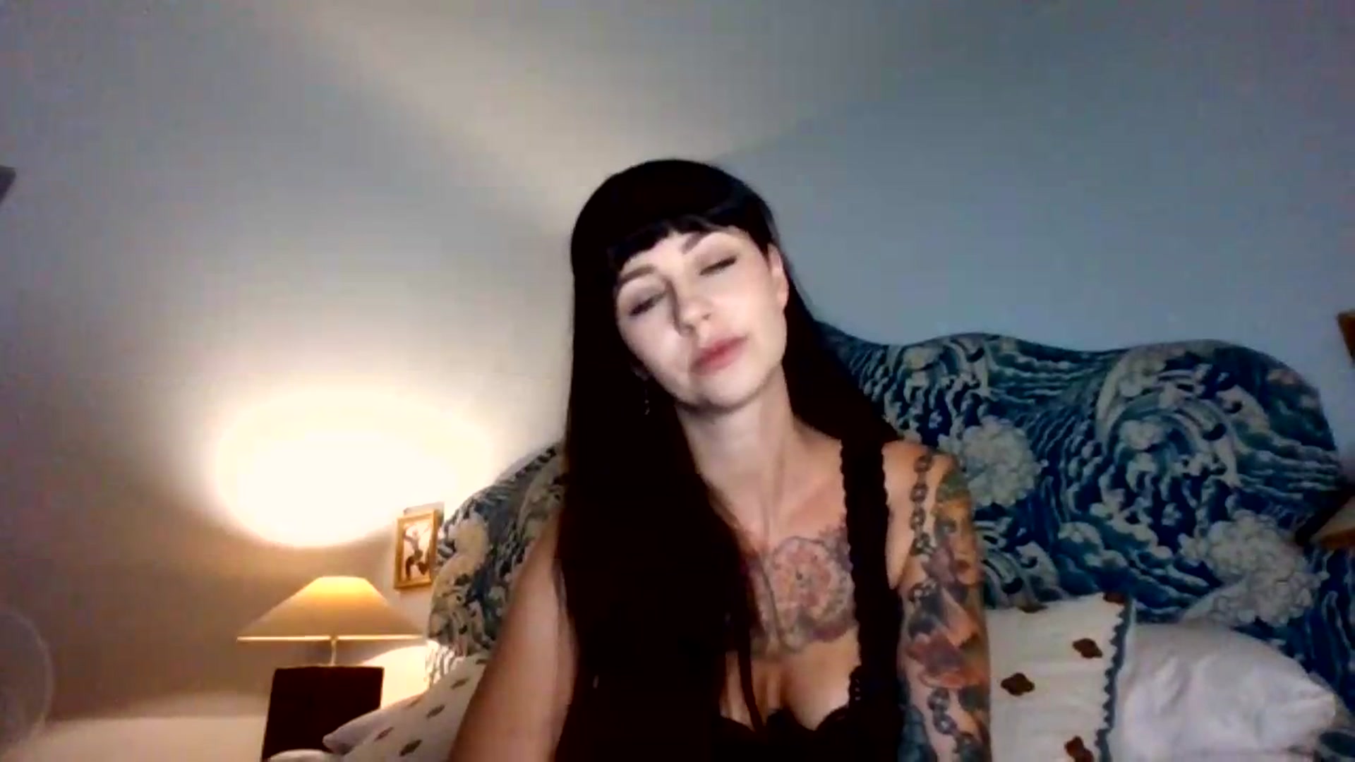 Gallery image thumbnail from MargotMills_'s myfreecams stream on, 08/05/2026, 21:46 image 8 of 20