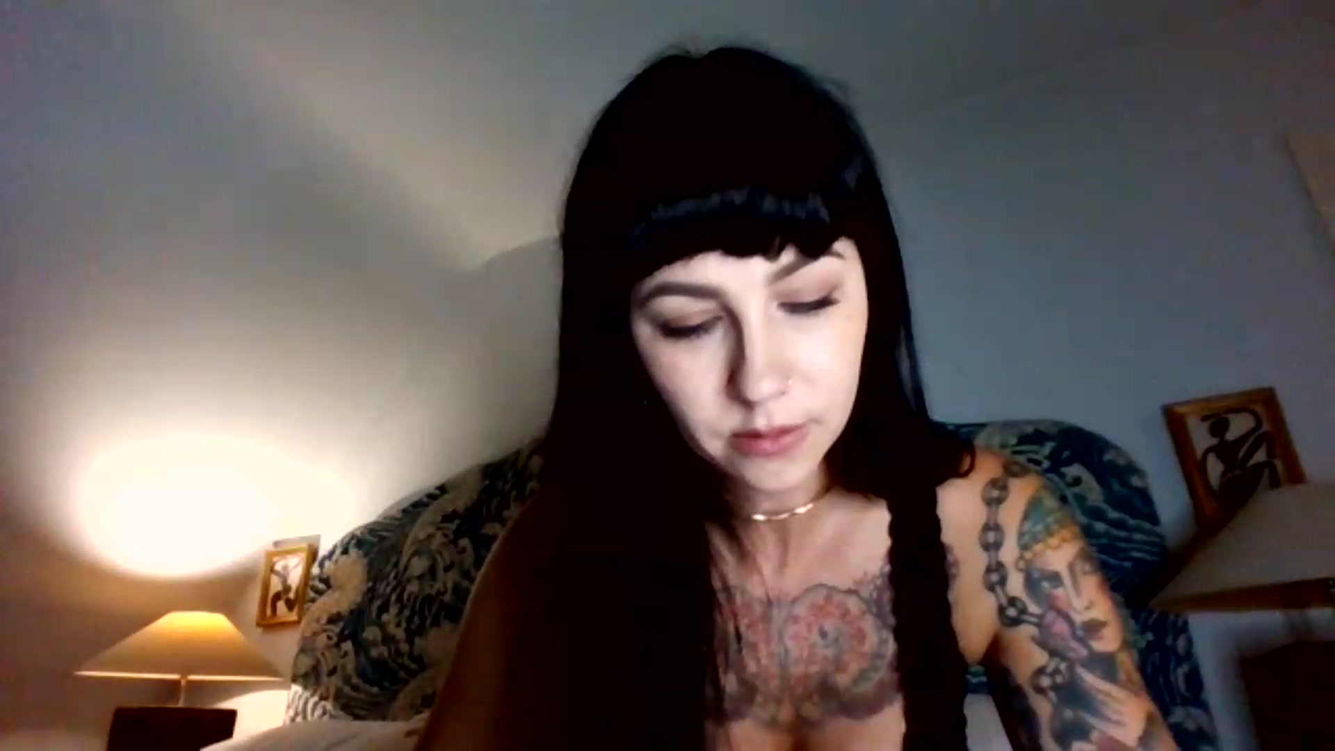 Gallery image thumbnail from MargotMills_'s myfreecams stream on, 08/19/2026, 21:21 image 16 of 20