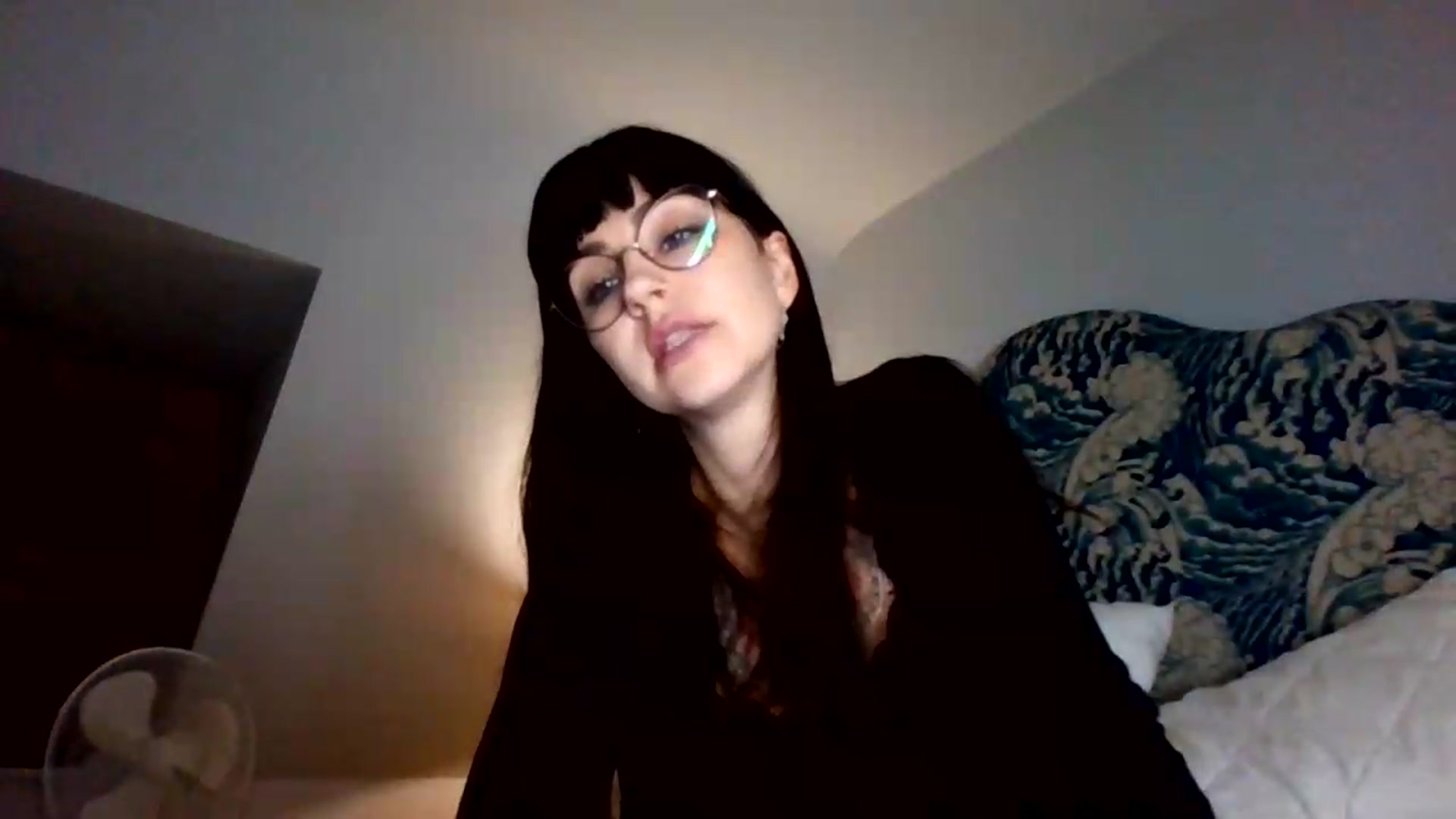 Gallery image thumbnail from MargotMills_'s myfreecams stream on, 08/20/2026, 22:09 image 7 of 20