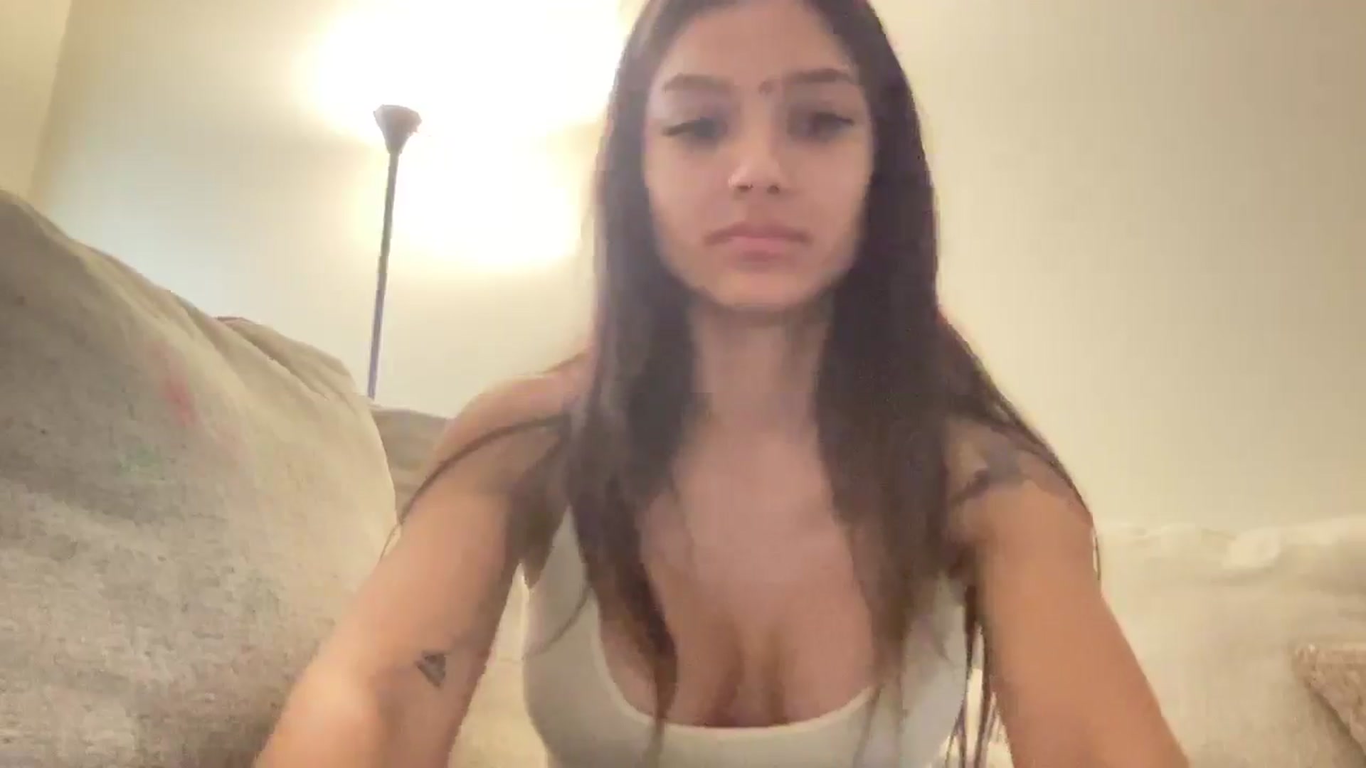 Gallery image thumbnail from Marguerite_cc's myfreecams stream on, 05/30/2025, 14:09 image 10 of 20