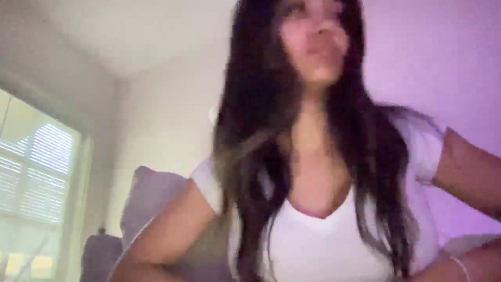 Gallery image thumbnail from Marguerite_cc's myfreecams stream on, 06/03/2025, 13:25 image 19 of 20