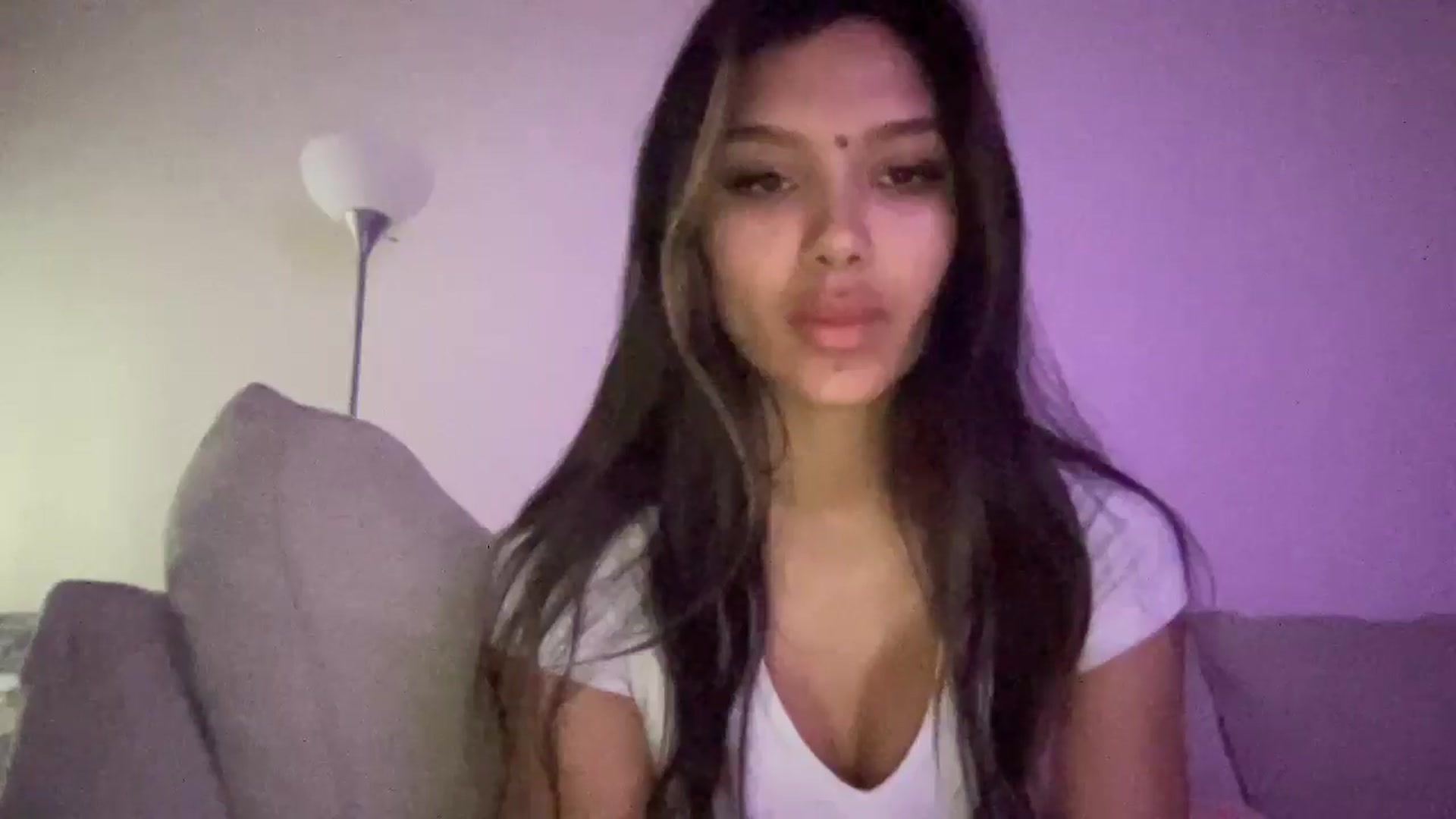Gallery image thumbnail from Marguerite_cc's myfreecams stream on, 06/03/2025, 13:25 image 11 of 20