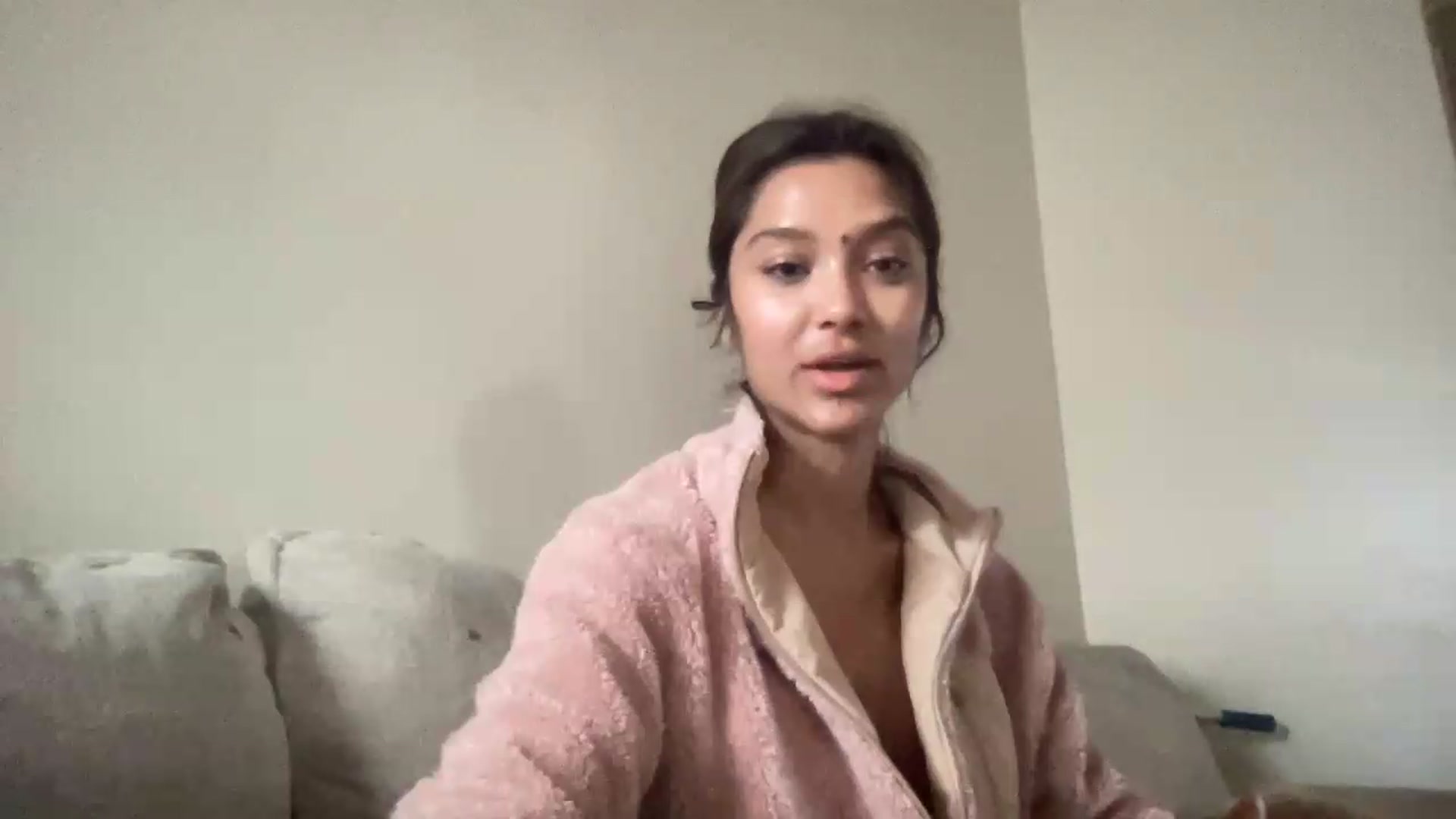 Gallery image thumbnail from Marguerite_cc's myfreecams stream on, 08/28/2026, 14:10 image 10 of 20