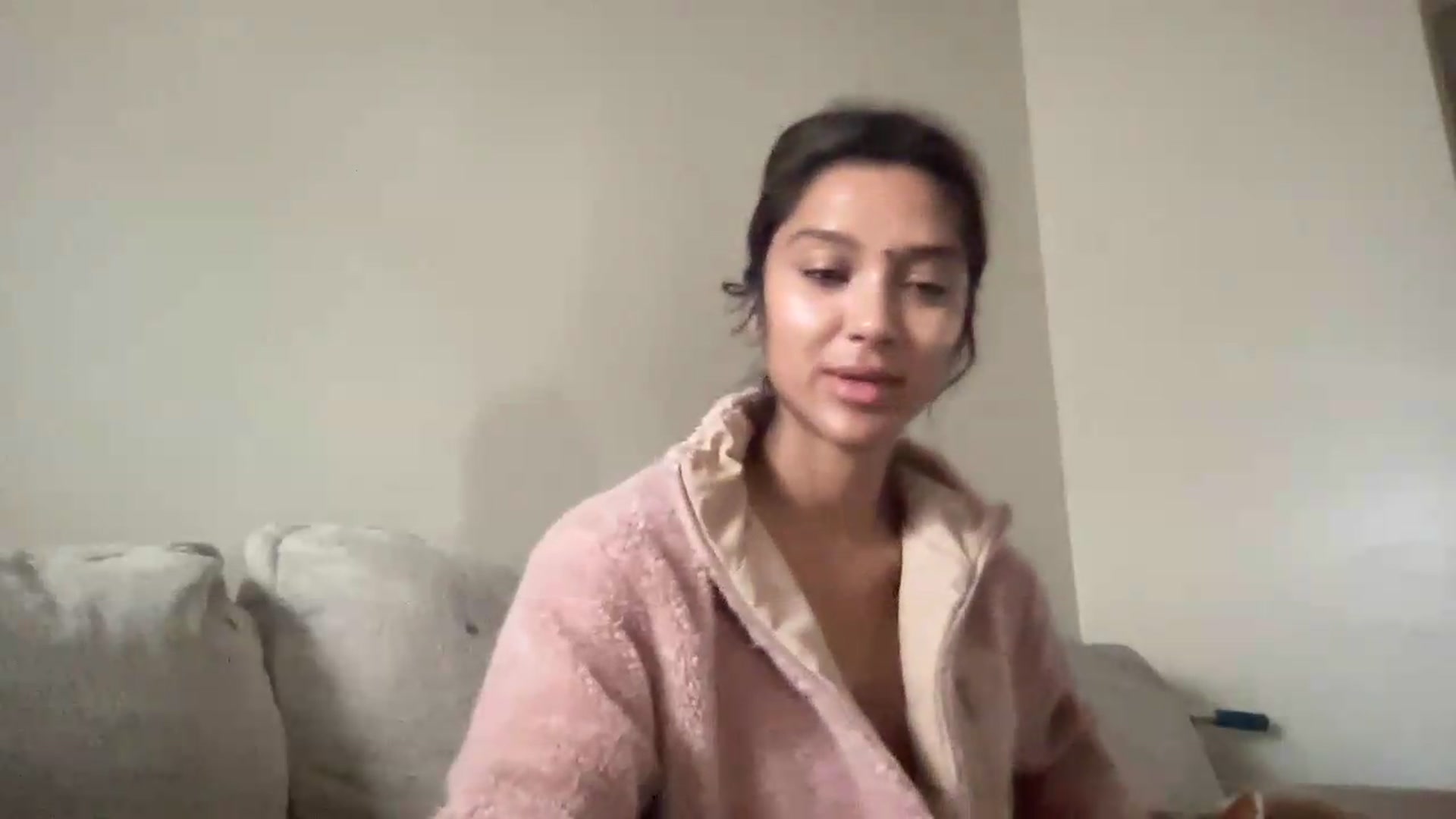 Gallery image thumbnail from Marguerite_cc's myfreecams stream on, 08/28/2026, 14:10 image 19 of 20