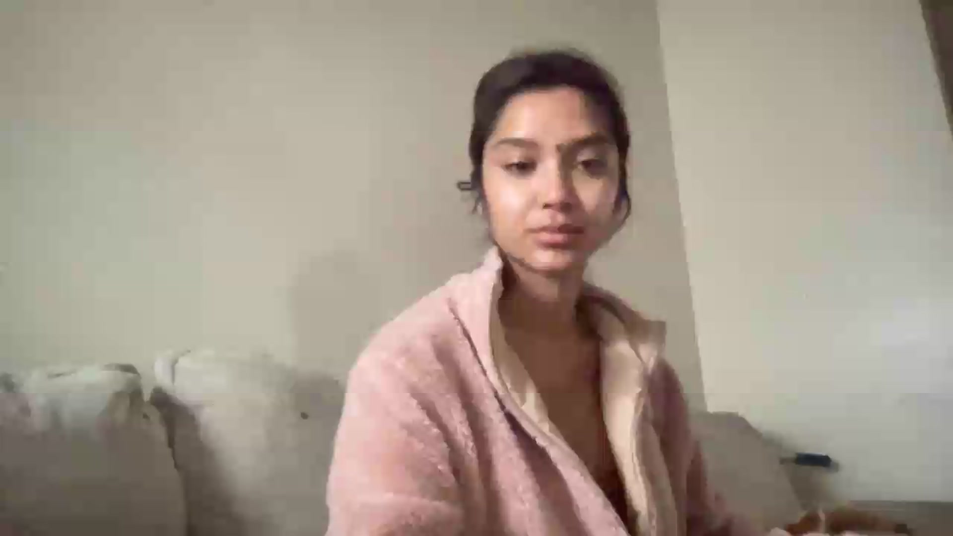 Gallery image thumbnail from Marguerite_cc's myfreecams stream on, 08/28/2026, 14:10 image 1 of 20