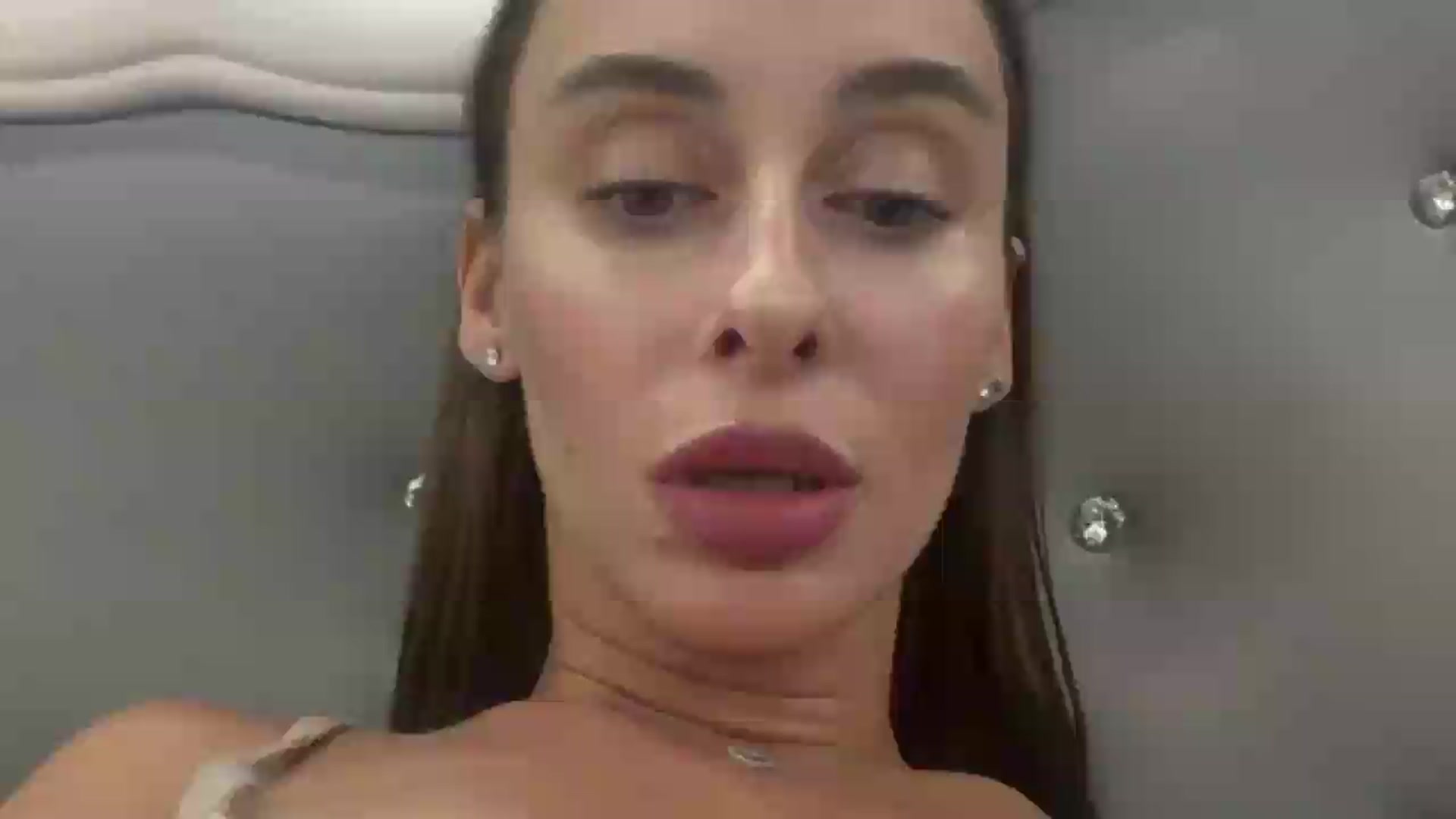 Gallery image thumbnail from MariLuxe's myfreecams stream on, 09/16/2026, 19:44 image 9 of 20