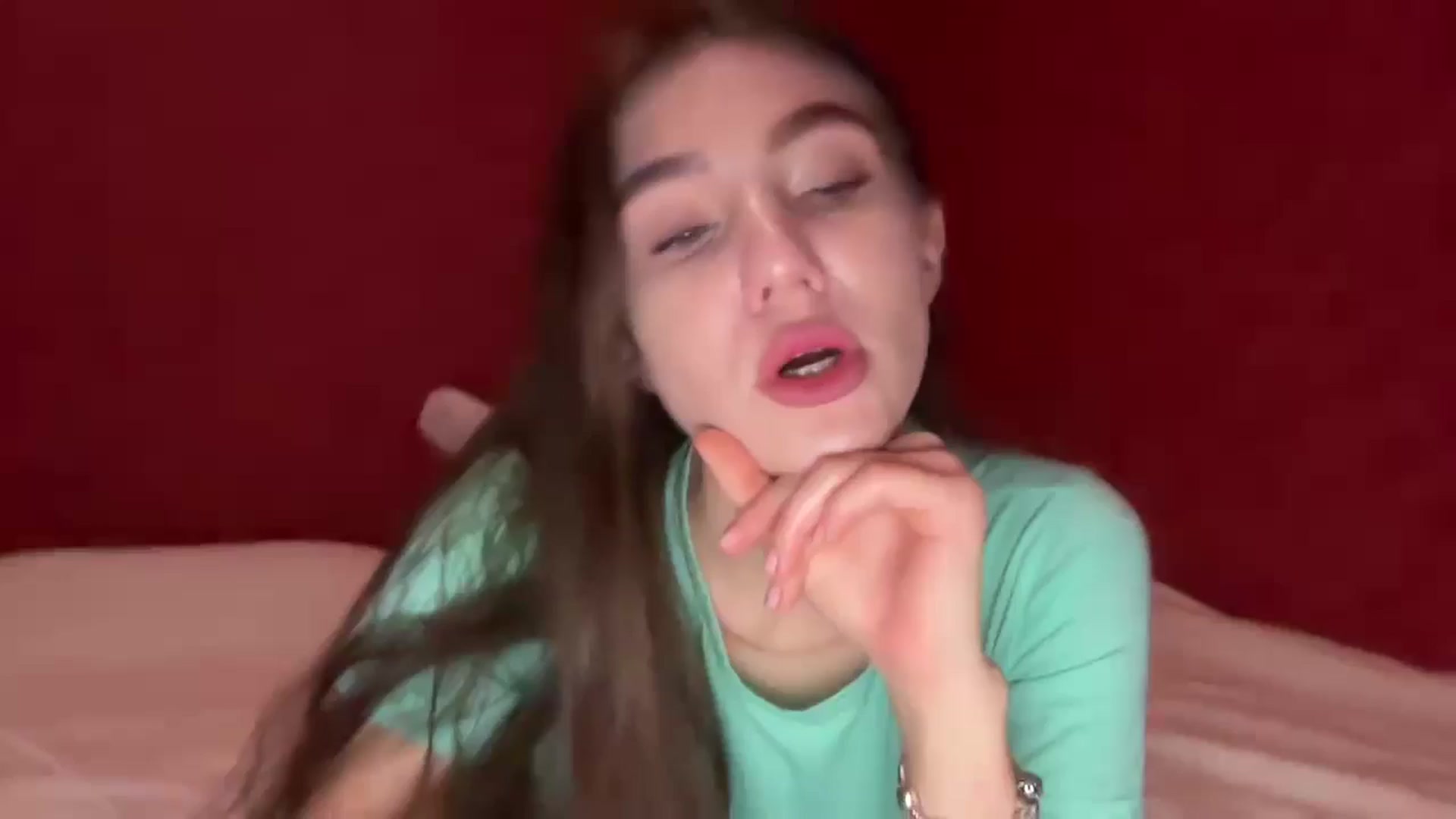 Gallery image thumbnail from MariRi's myfreecams stream on, 10/16/2024, 24:00 image 7 of 20